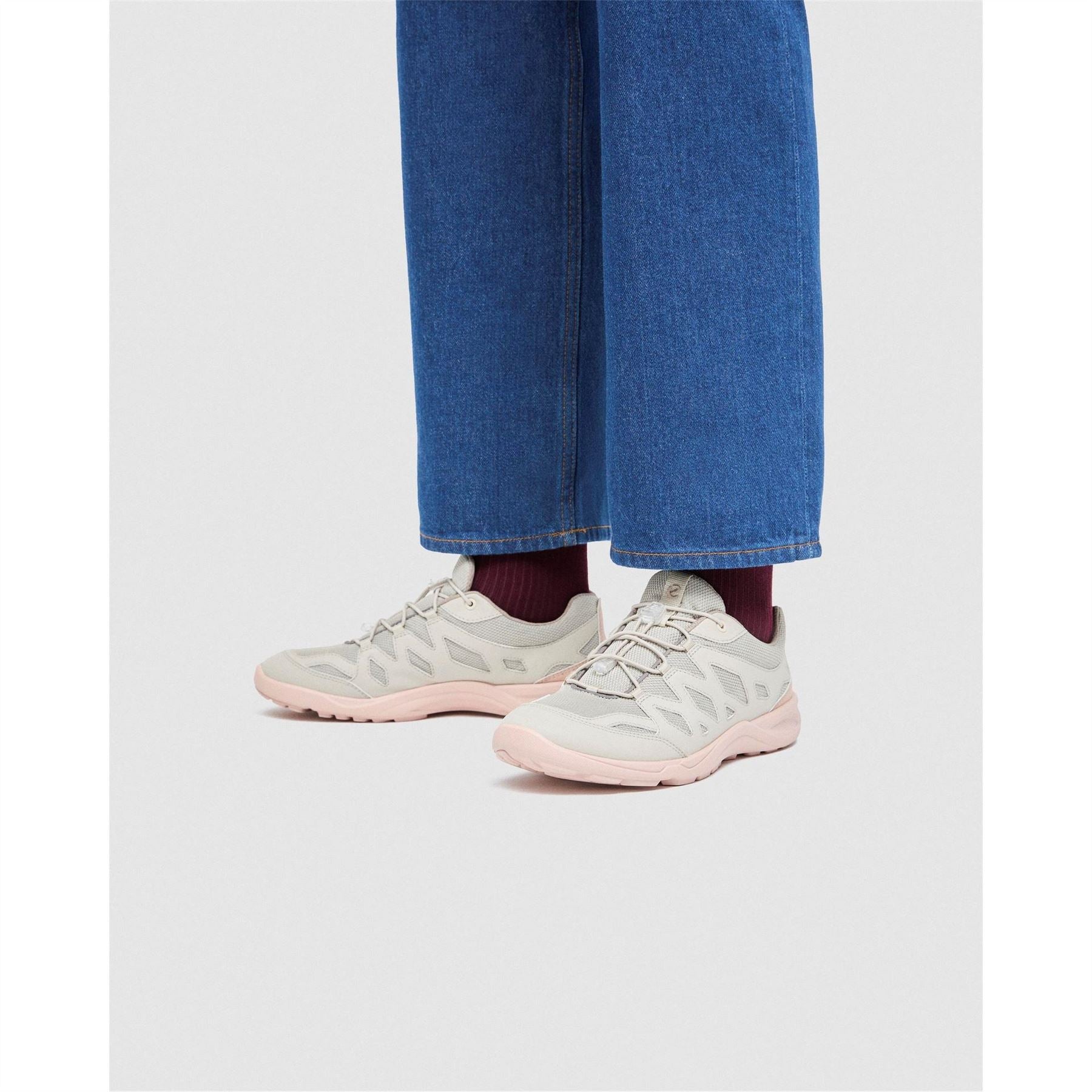 Ecco Seasonal Non Waterproof Walking Shoes