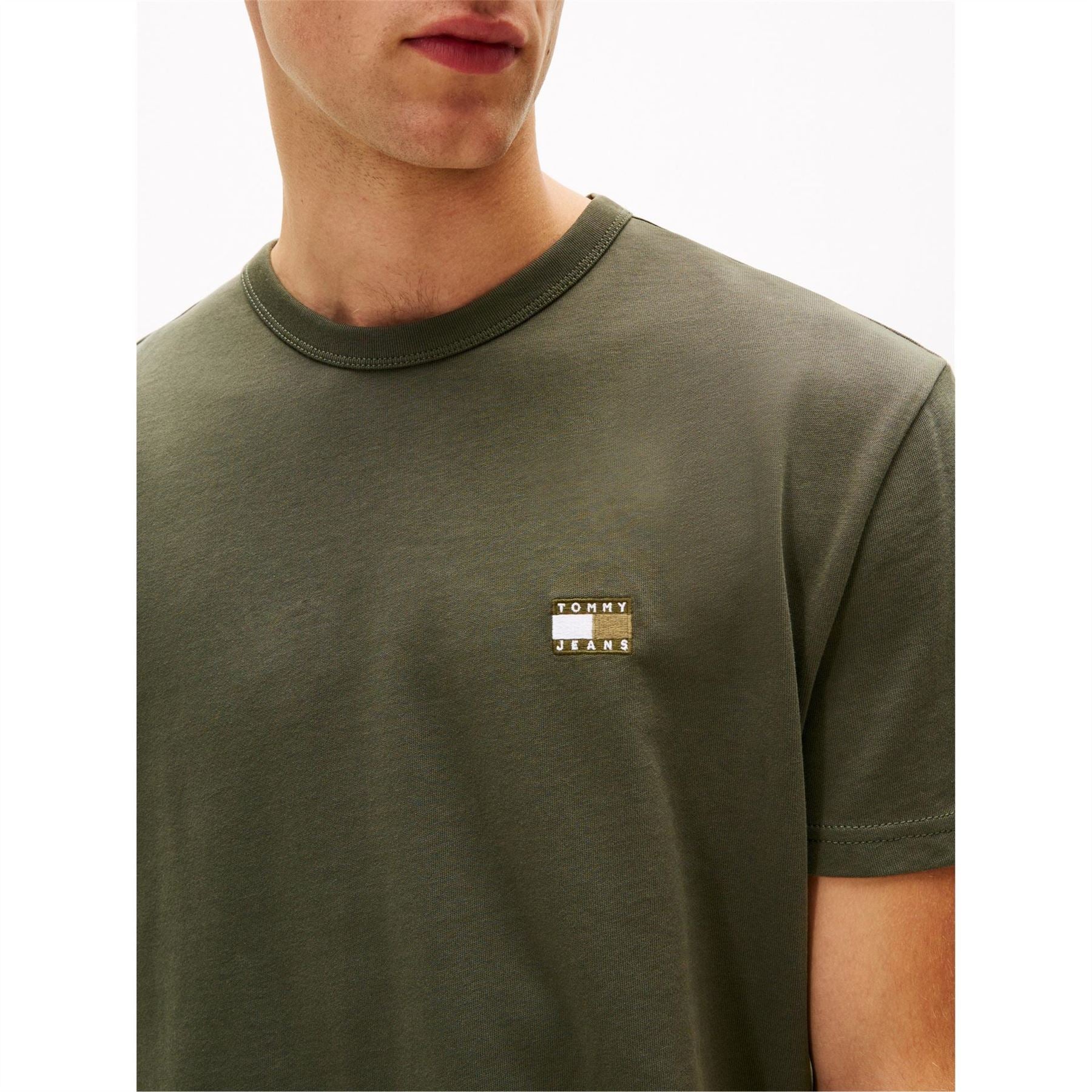 Tommy Jeans Tommy Small Badge T-Shirt