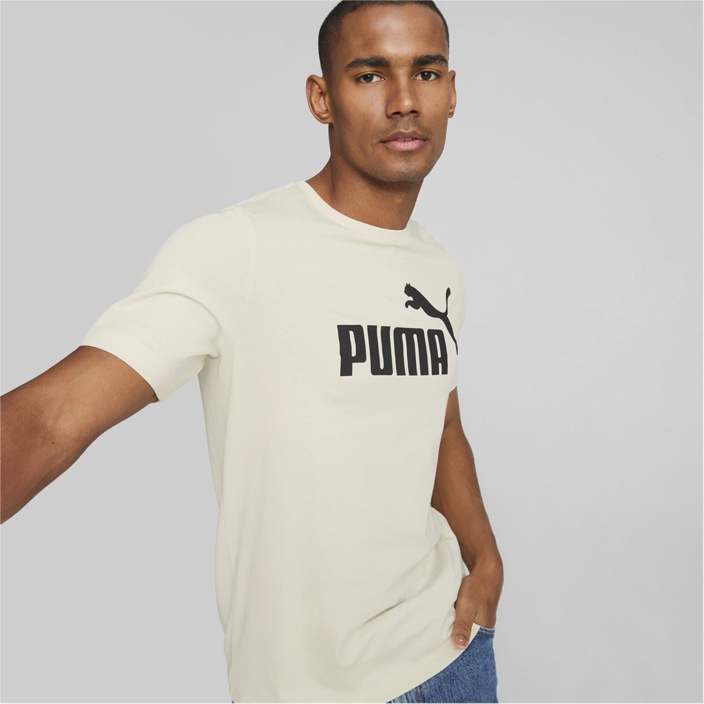 Puma Ess Logo Crew Neck Short Sleeve T-Shirt
