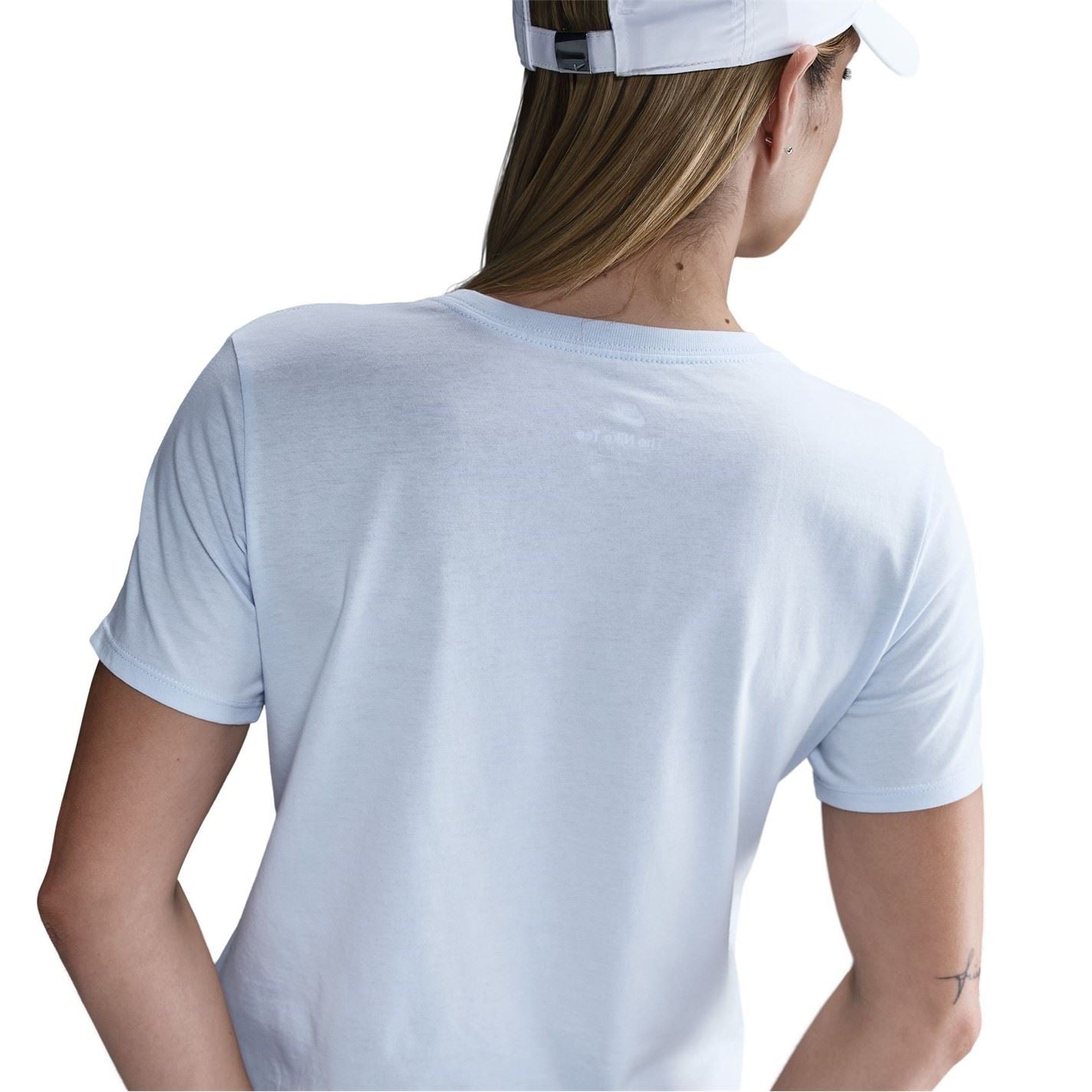 Nike Womens Sportswear Club T-Shirt