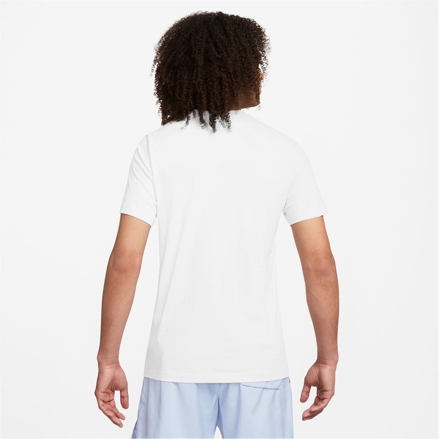 Nike Regular Fit Crew Neck Swoosh T-Shirt
