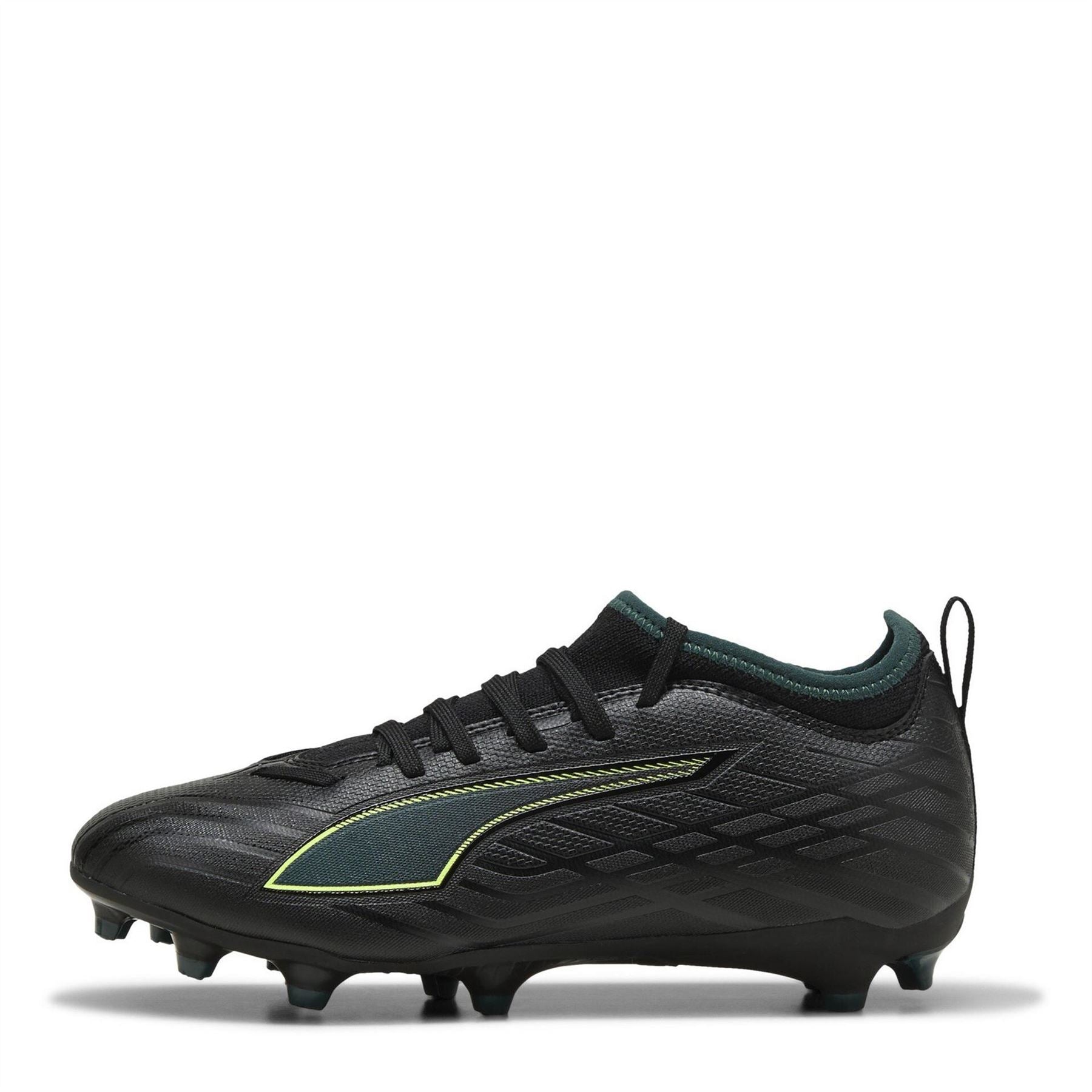 Puma Kids Ultra 6 Match Firm Ground Football Boots