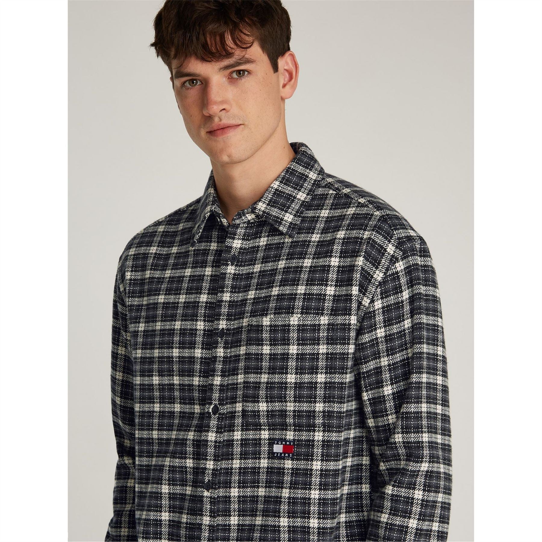 Tommy Jeans Badge Flannel Long Sleeve Patterned Shirt
