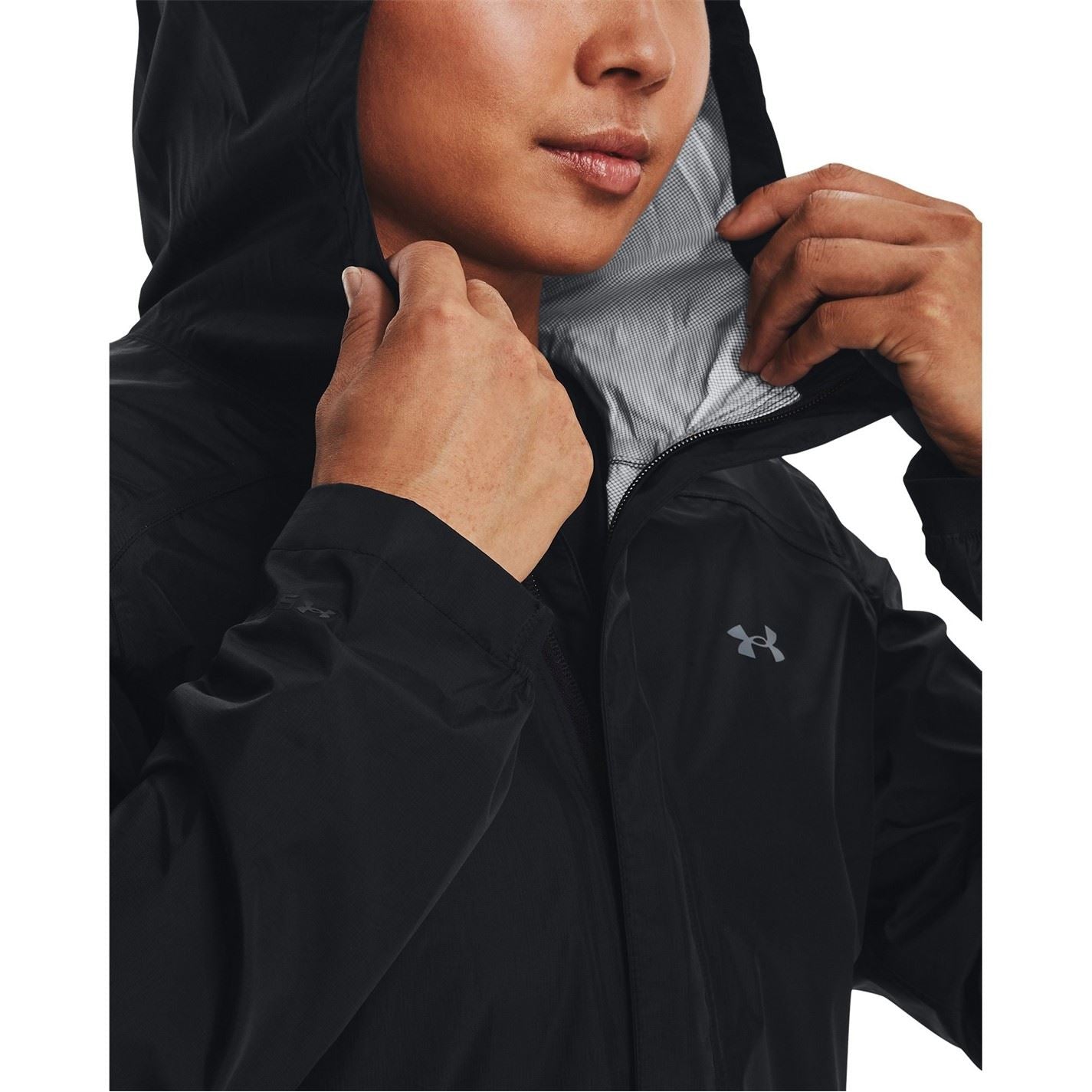 Under Armour Cloudstrike Moisture Wicking Waterproof Performance Training Jacket