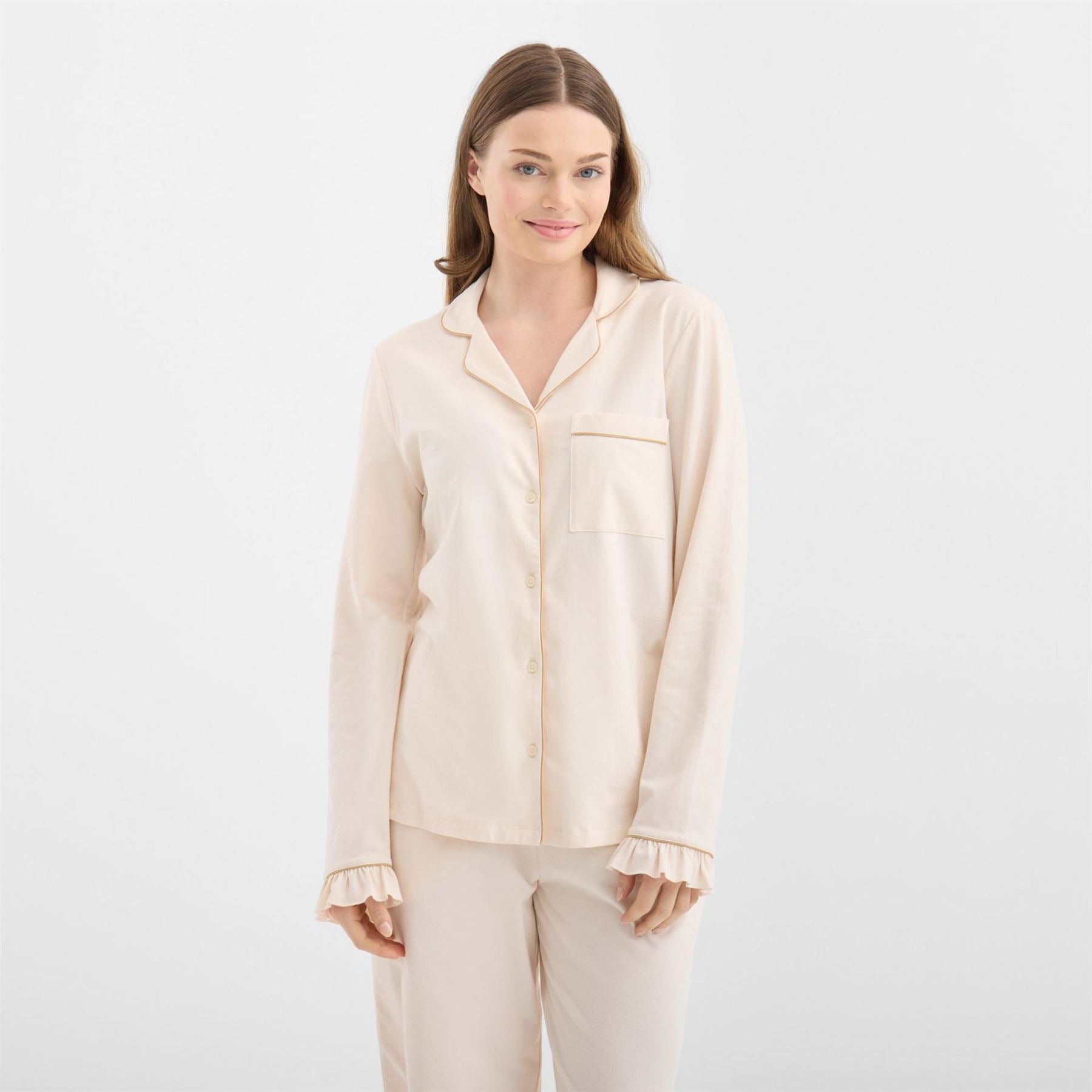 Chelsea Peers J Married Pjs