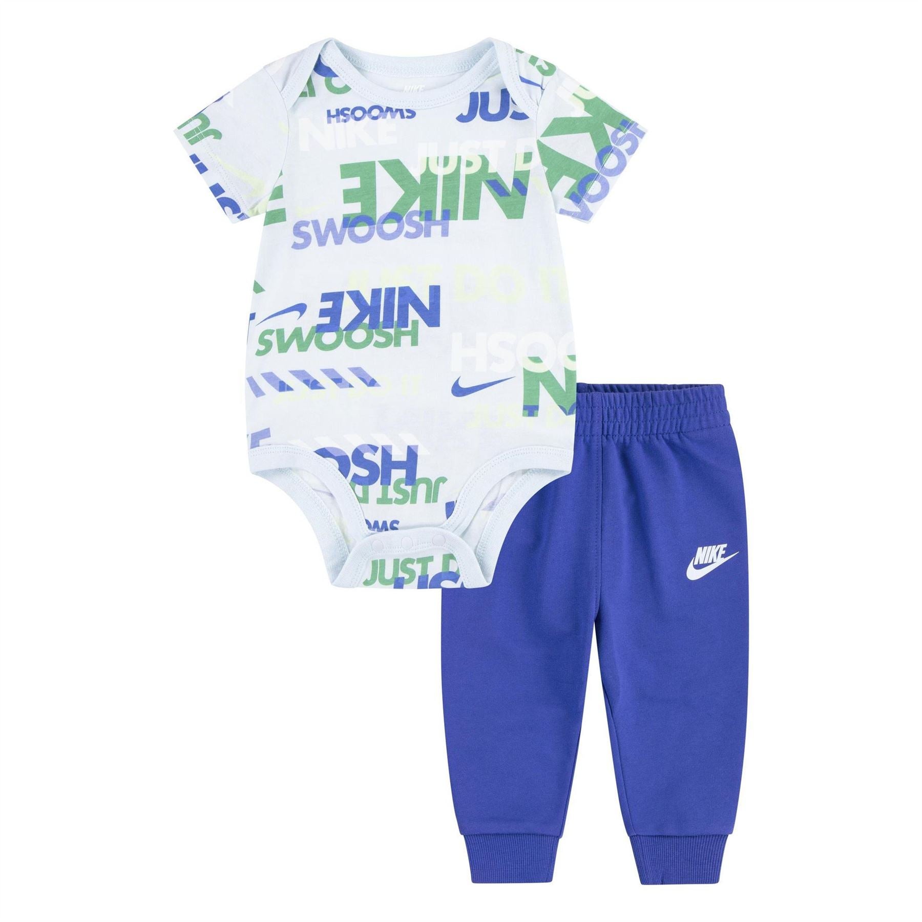 Nike Playful Explorer All Over Print Pyjama Set
