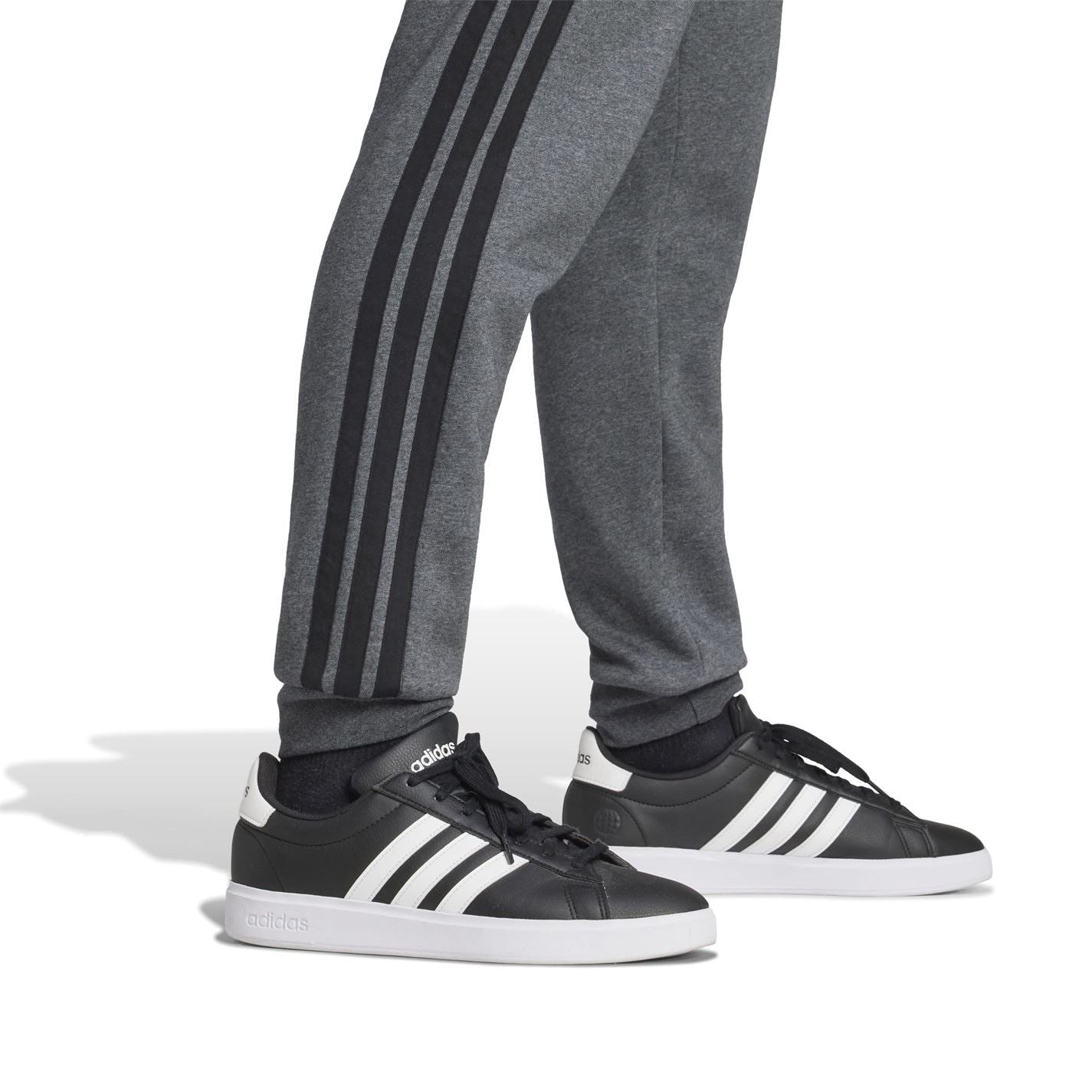 adidas Fleece Tapered Cuff 3 Stripes Joggers M