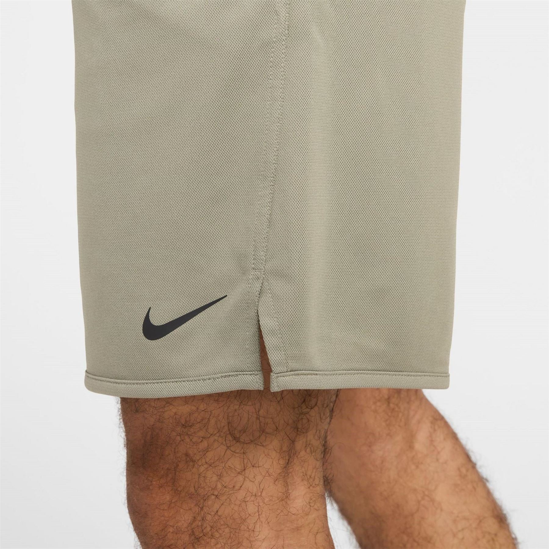 Nike Mens Dri Fit Totality 7 Unlined Knit Fitness Shorts