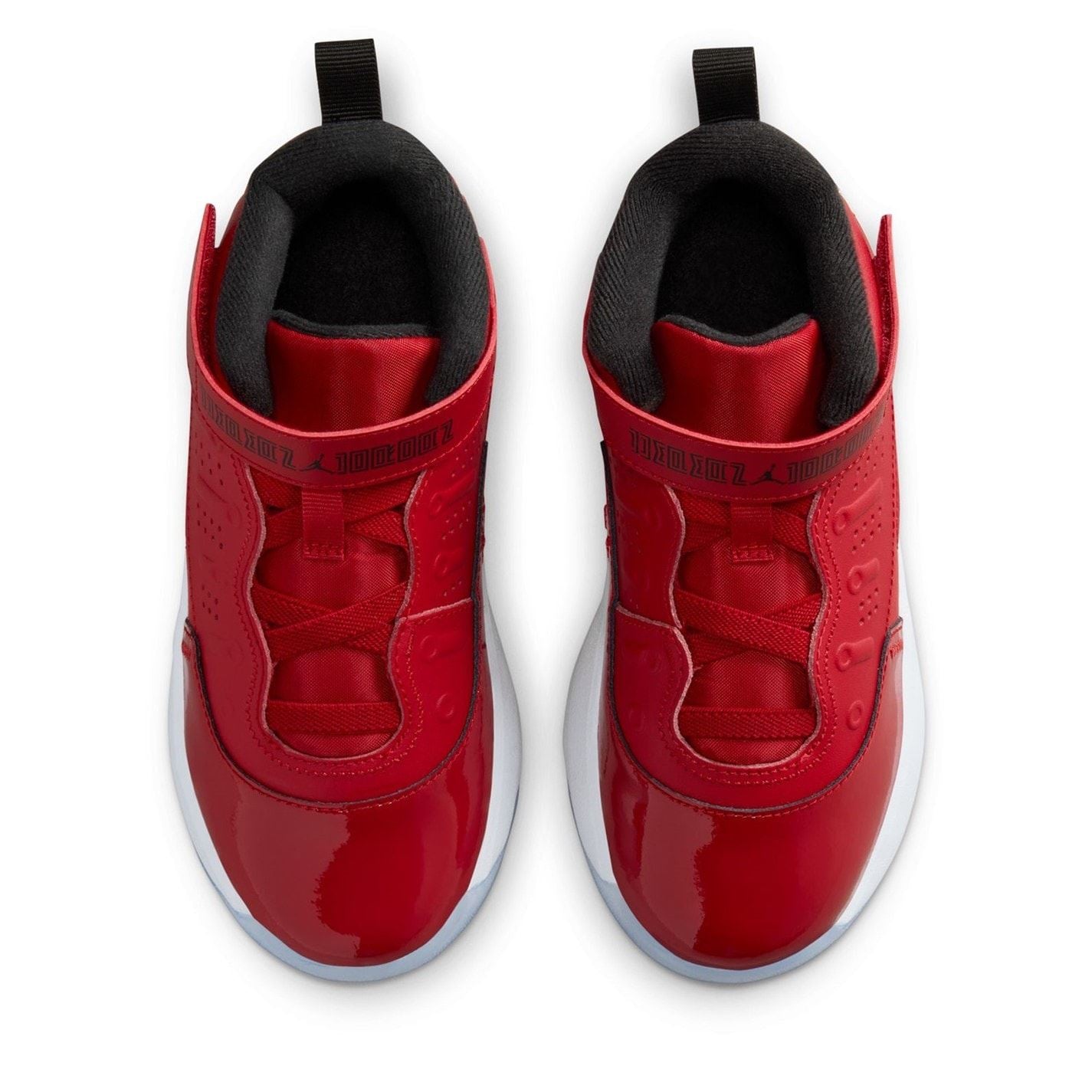 Air Jordan Max Aura Basketball Trainers