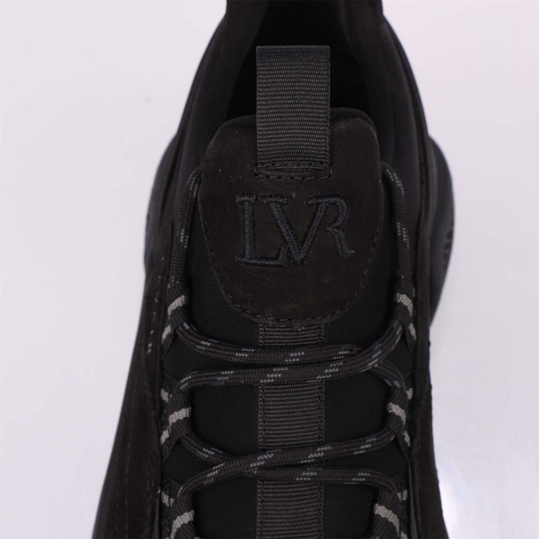 Lavair Trainers