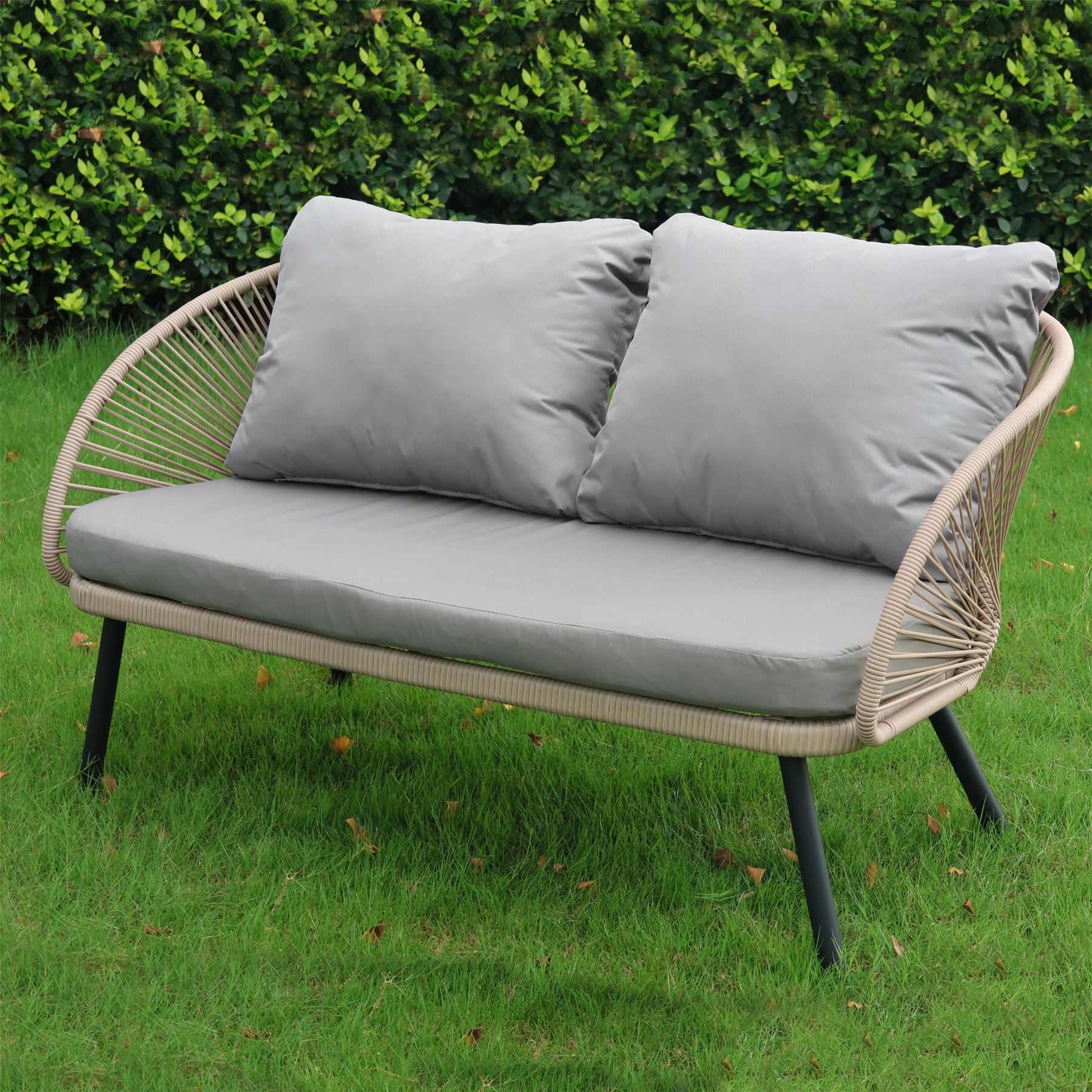 Linea Furniture Set