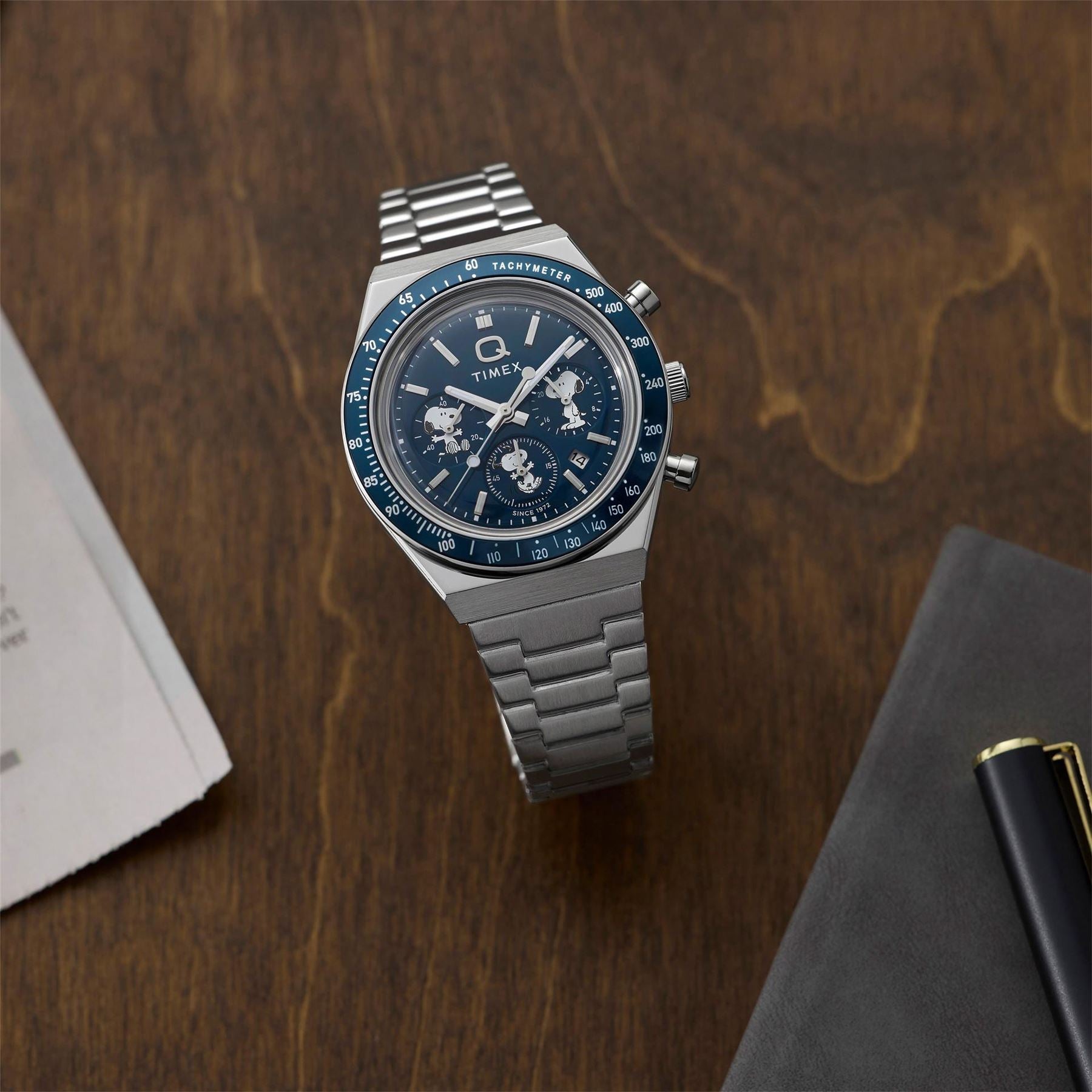 Timex Peanuts Q Racing Steel Bracelet Analogue Watch