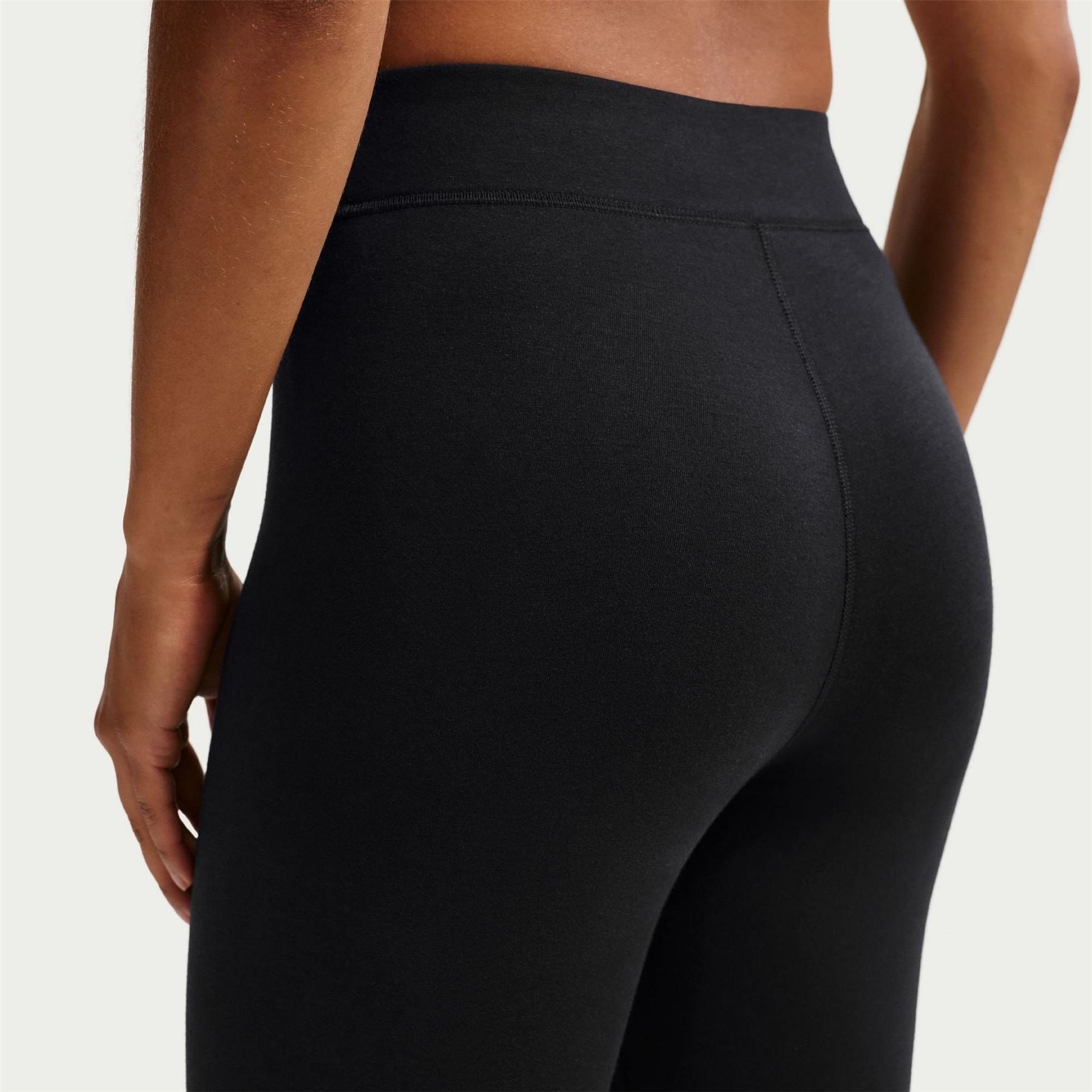 Nike Womens Sportswear Classic High Waisted 7 8 Leggings