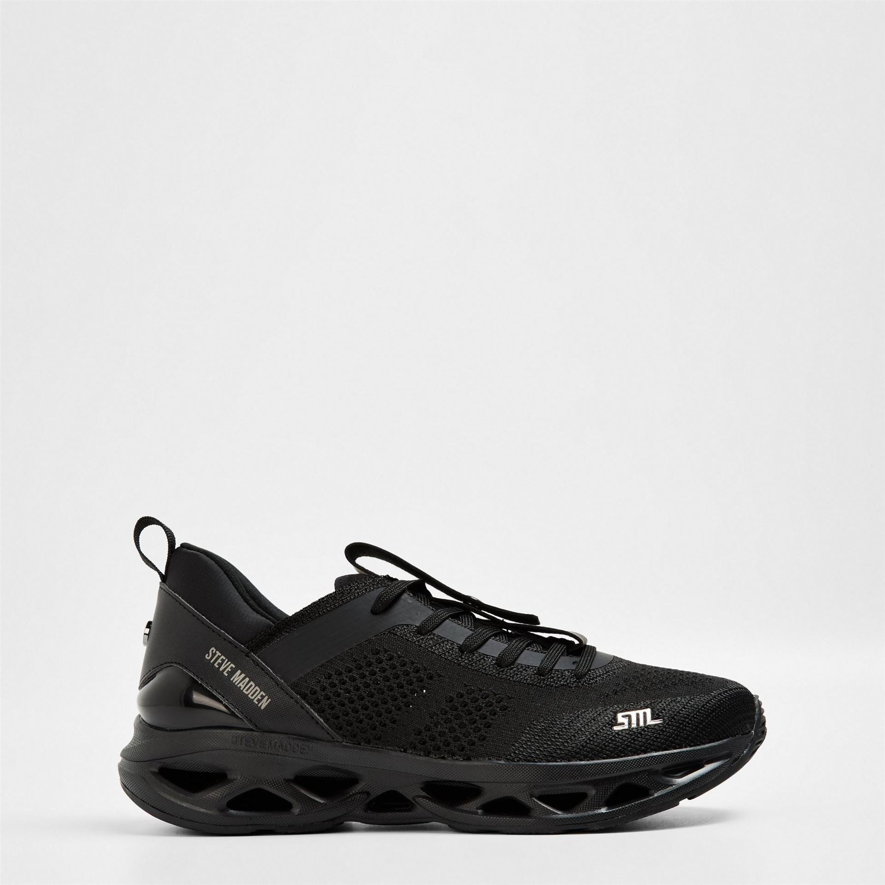 Steve Madden Surge 1 Low Top Lace-Up Sneakers