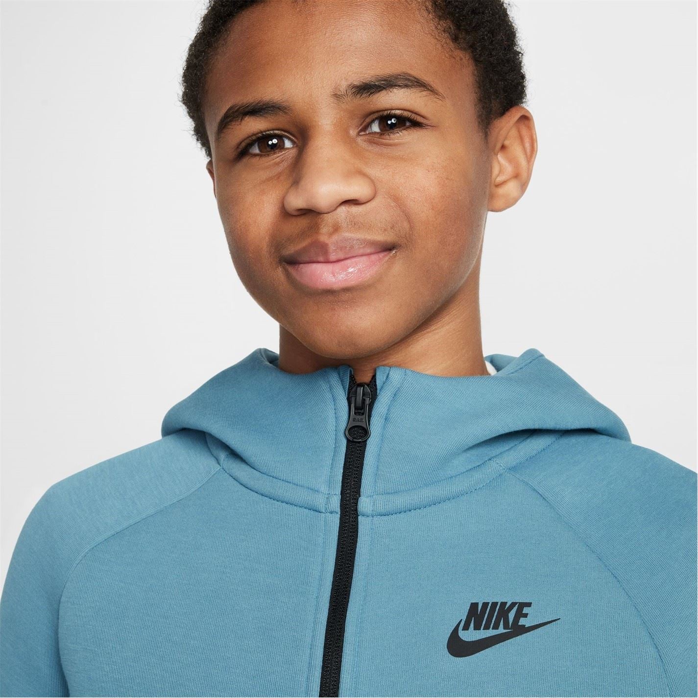 Nike Tech Fleece Regular Fit Hooded Sweatshirt Jacket
