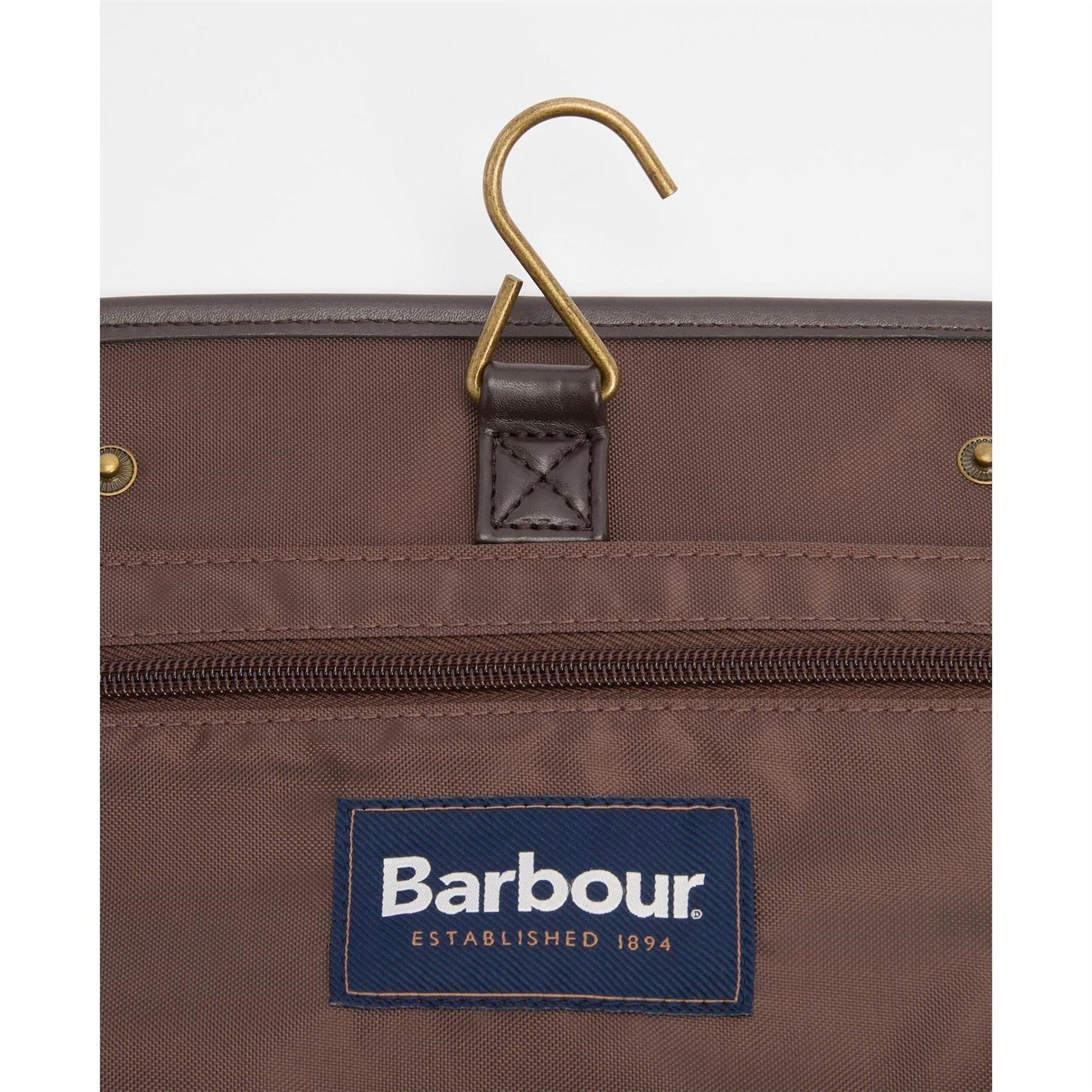 Barbour Hanging Washbag