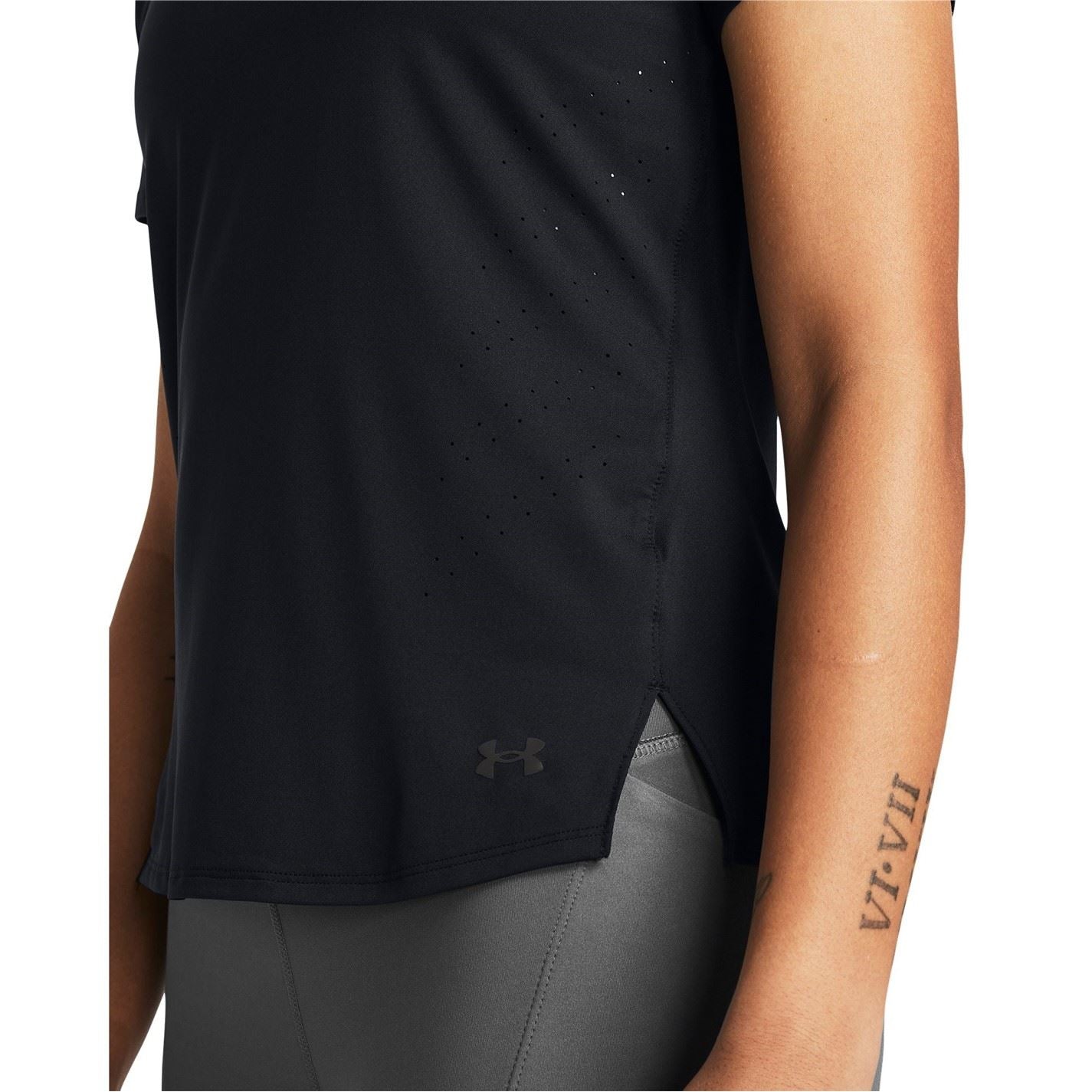 Under Armour Launch Elite Crew Neck Relaxed Fit T-Shirt