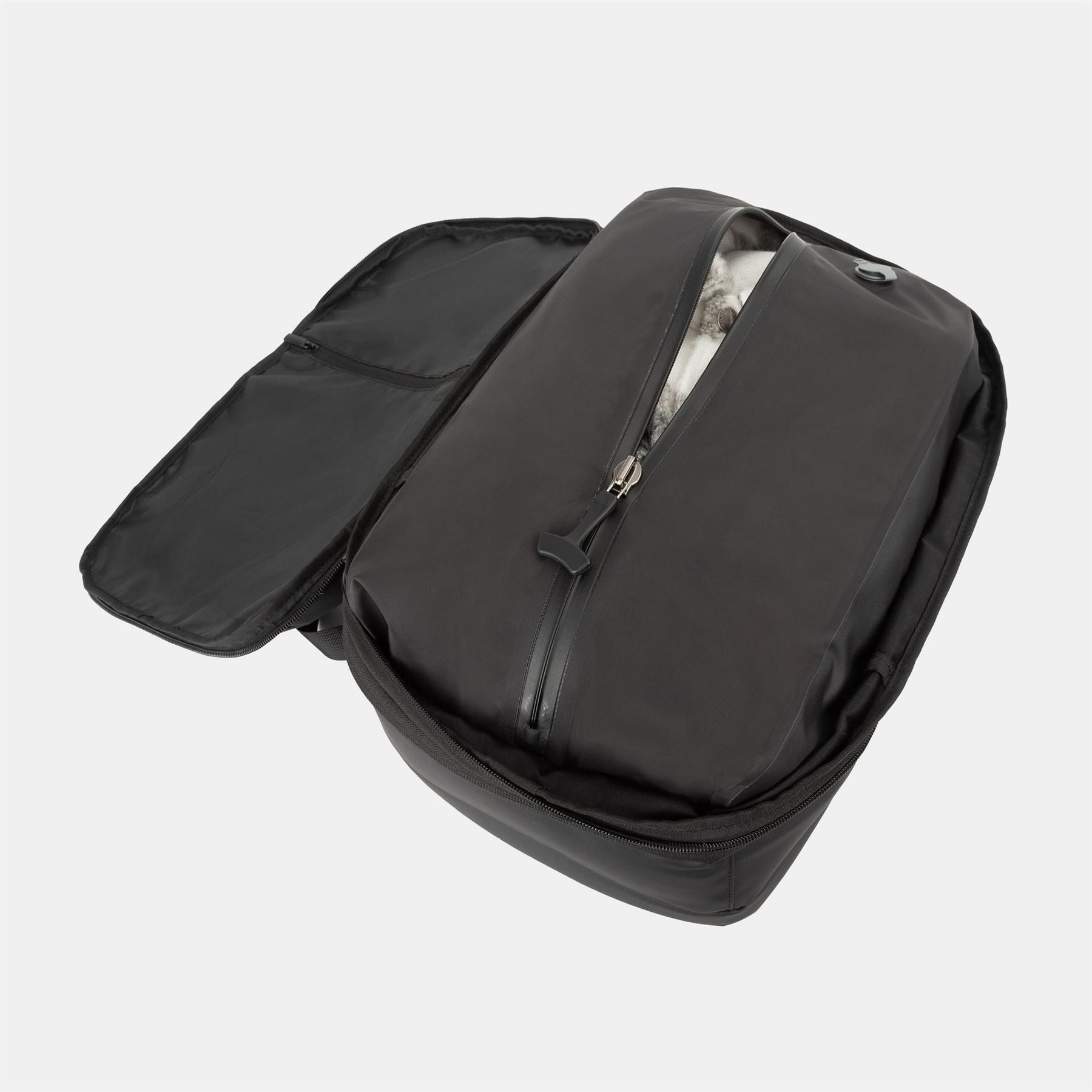 Linea Vacuum Backpack