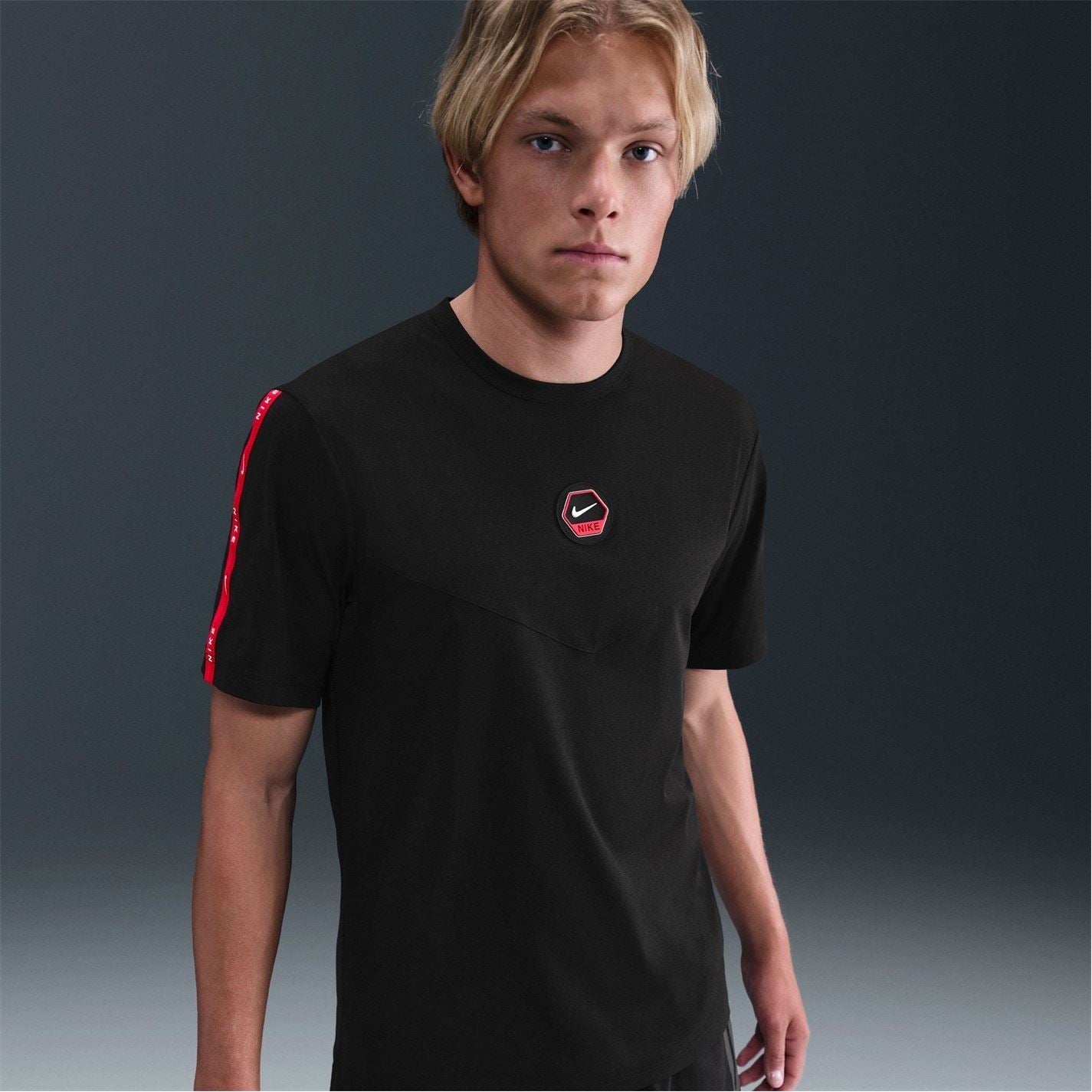 Nike Regular Fit Short Sleeve Crew Neck T-Shirt