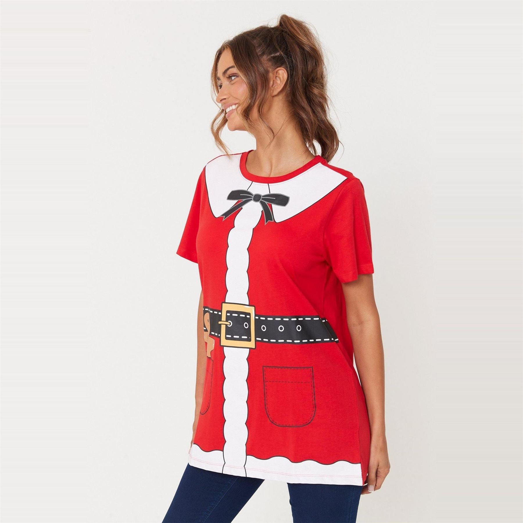 Be You Studio Mrs Claus Regular Fit T-Shirt