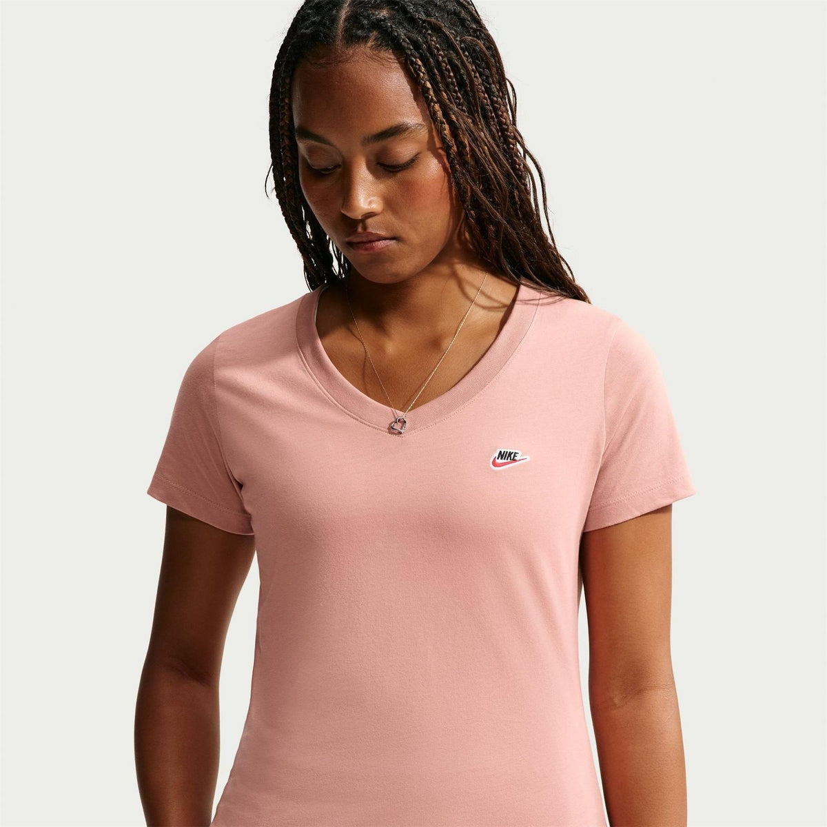 Nike Club V T-Shirt