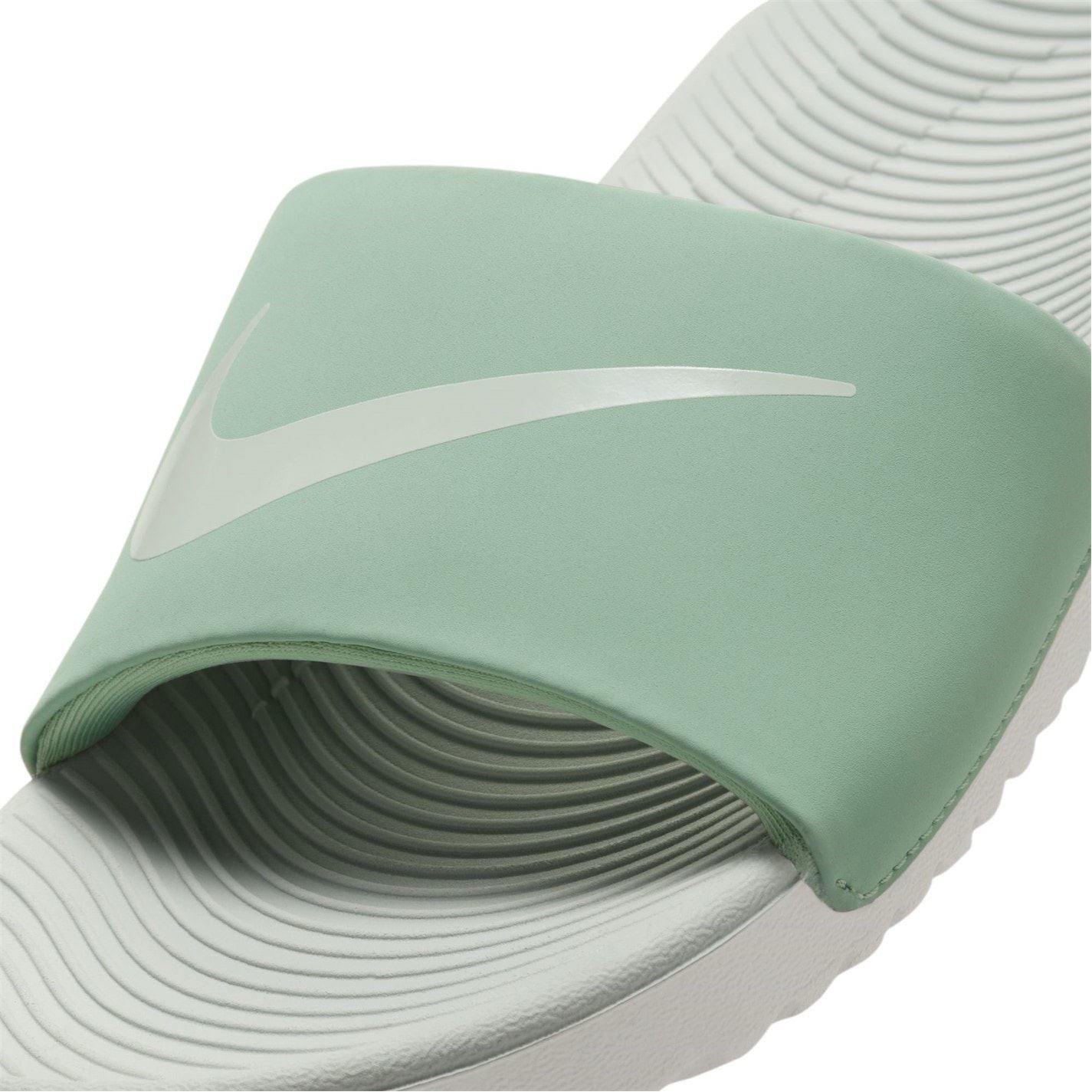 Nike Kawa Junior Slides