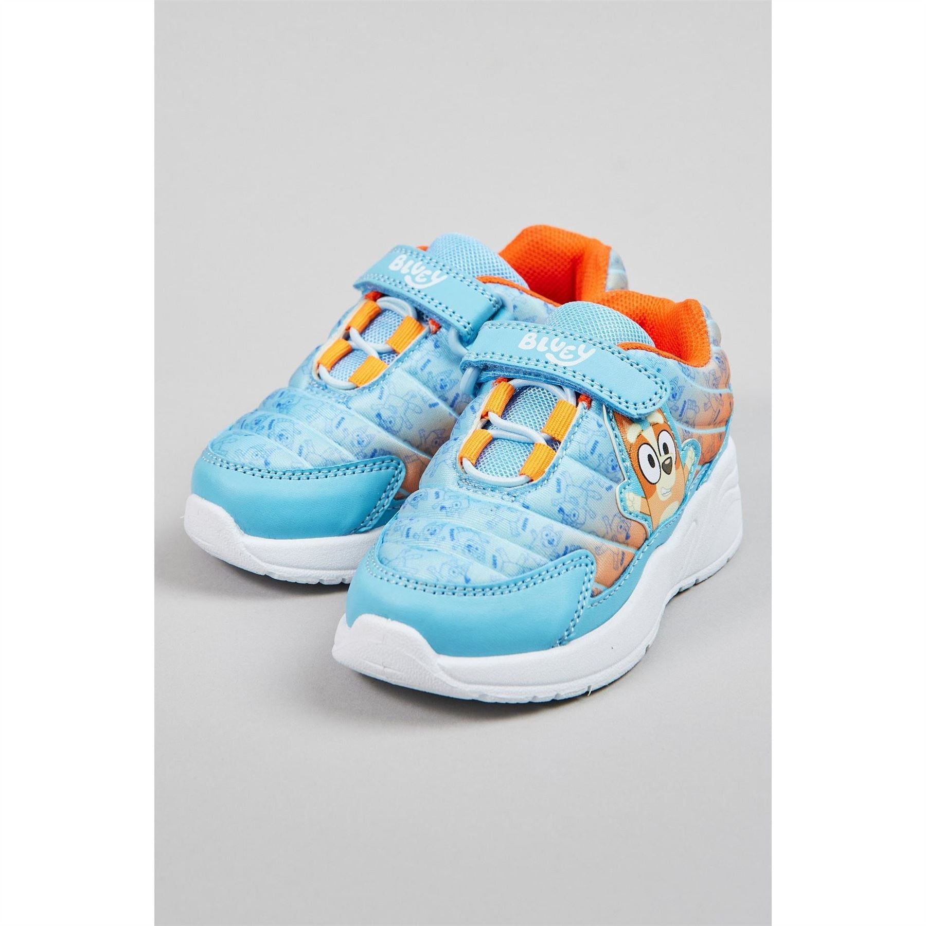 Character Low Graphic Print Lace-Up Sneakers