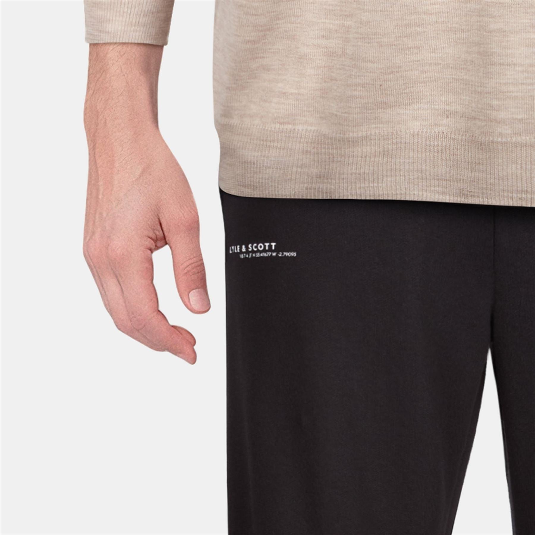 Lyle and Scott Logo Closed Hem Fleece Joggers