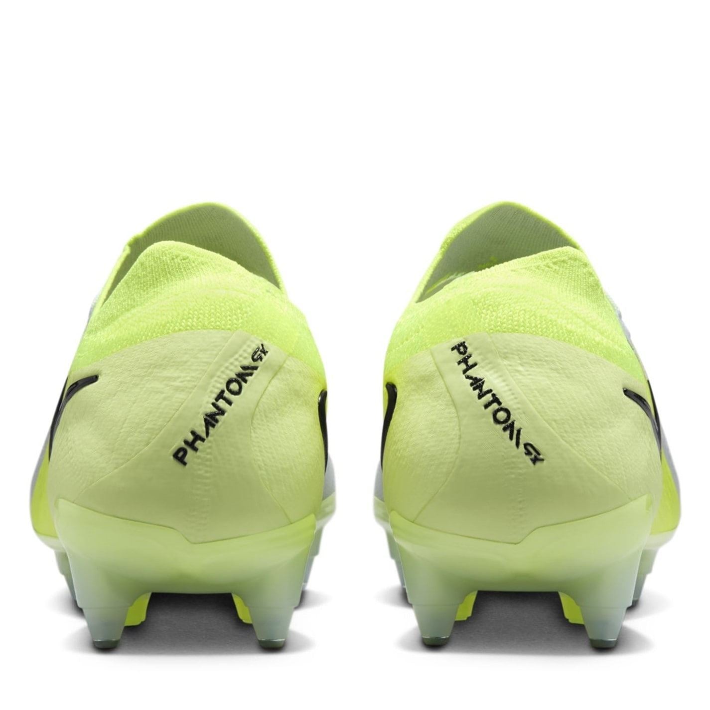 nike green phantom boots