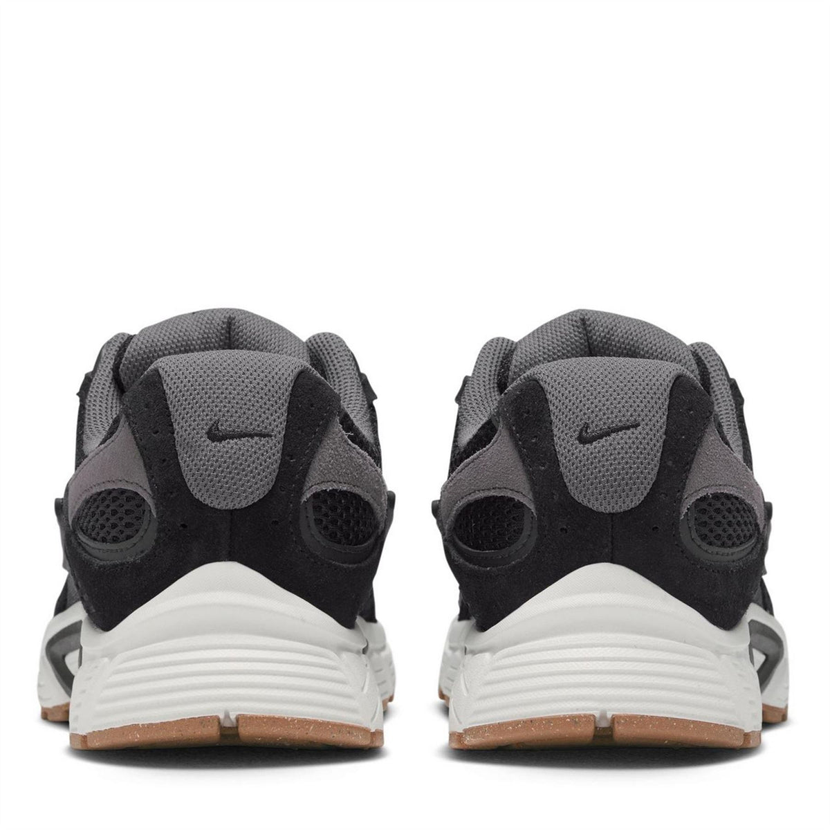 Nike Vomero 5 Running Flat Heel Trainers