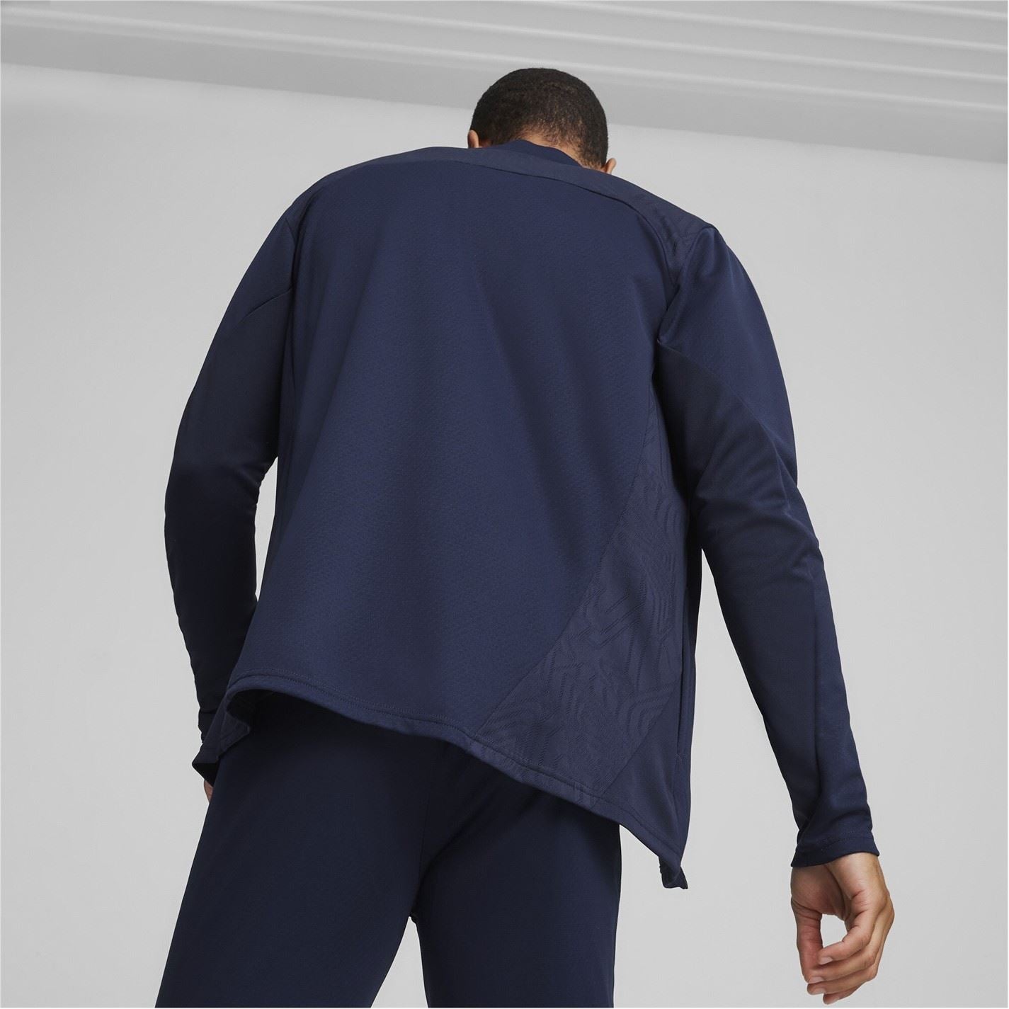 Puma  Performance Moisture Wicking Training Jacket