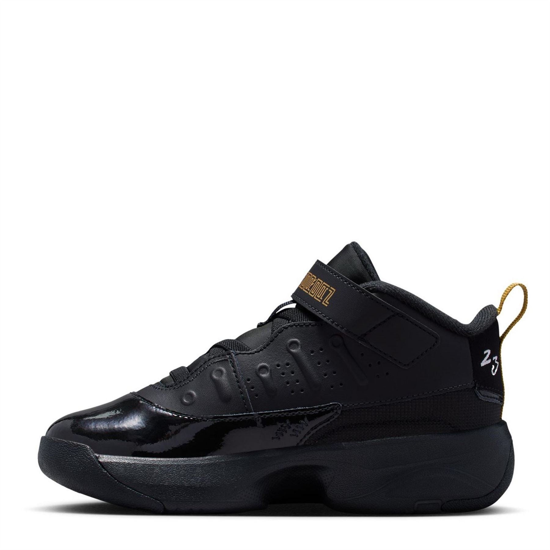 Air Jordan Max Aura Basketball Trainers