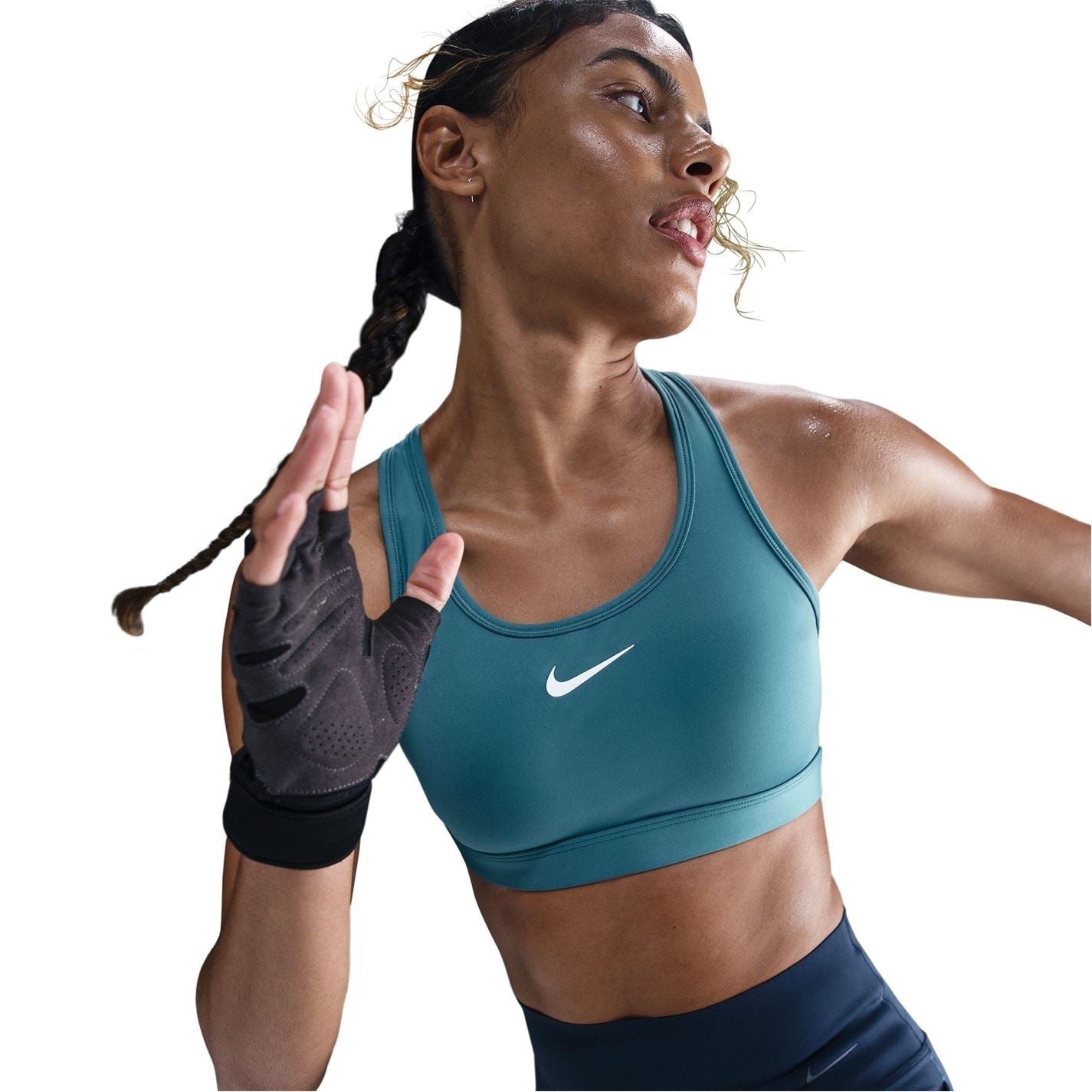 Nike Womens Swoosh Medium Support 1 Piece Pad Sports Bra