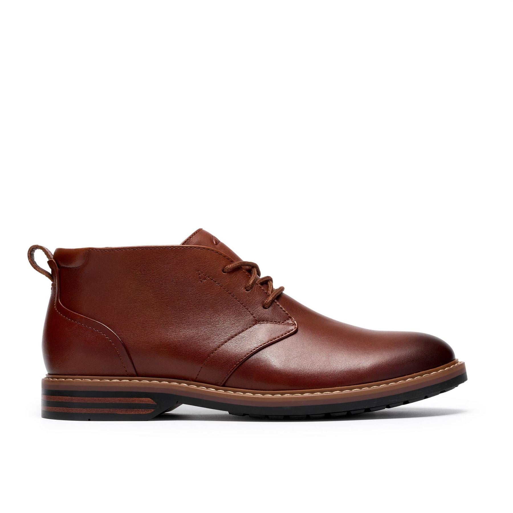 Clarks Aldwin 2 Leather Waterproof Chukka Boots