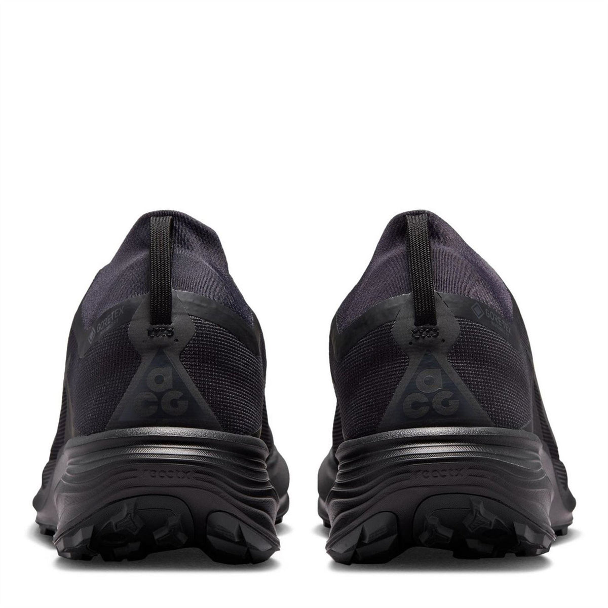 Nike ACG Peg Trail Gore-Tex Lace-Up Sneakers