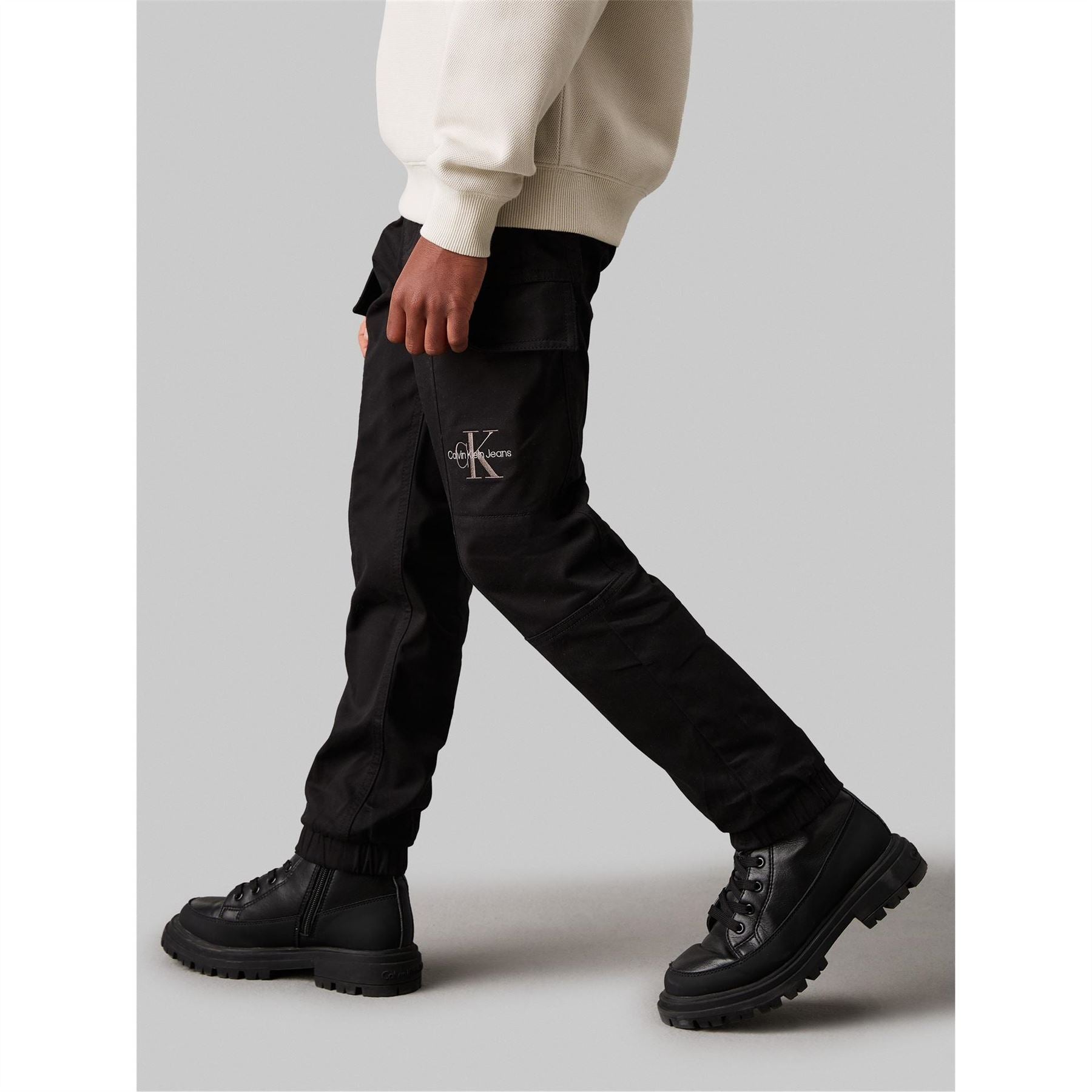 Calvin Klein Jeans Solid Patterned Combat Pants