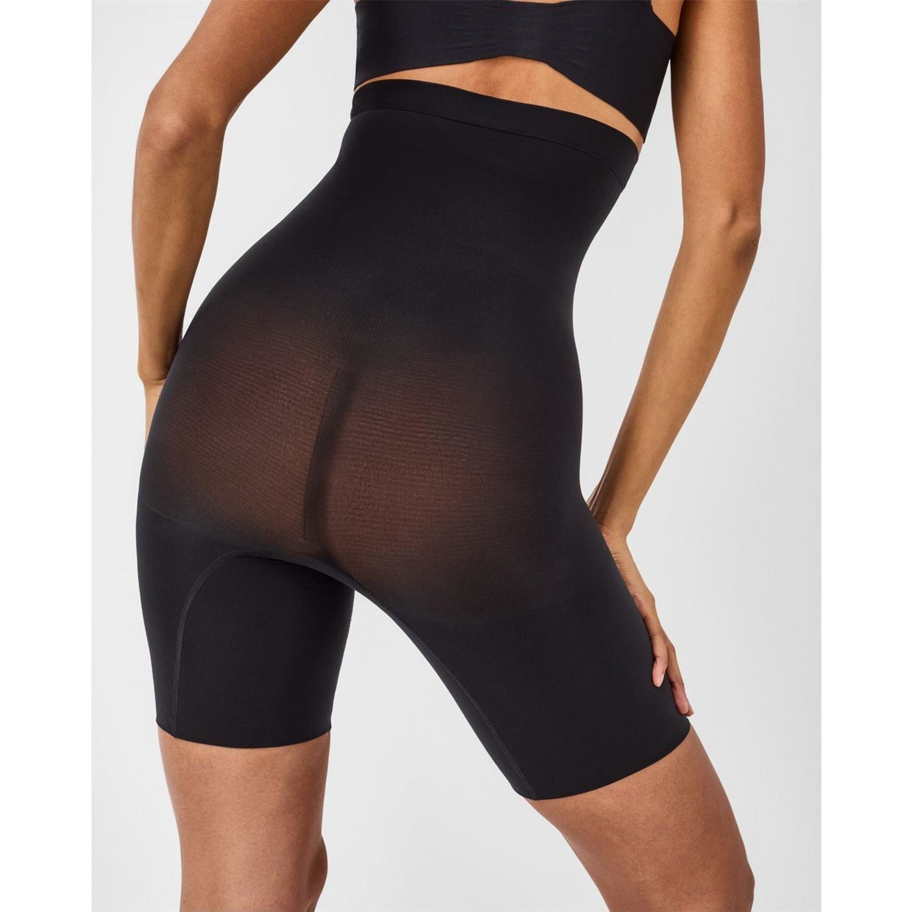 Spanx Seamless Shaping Medium Control High Waisted Shorts