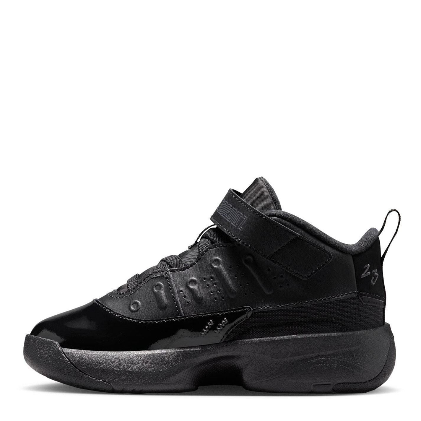 Air Jordan Max Aura Basketball Trainers
