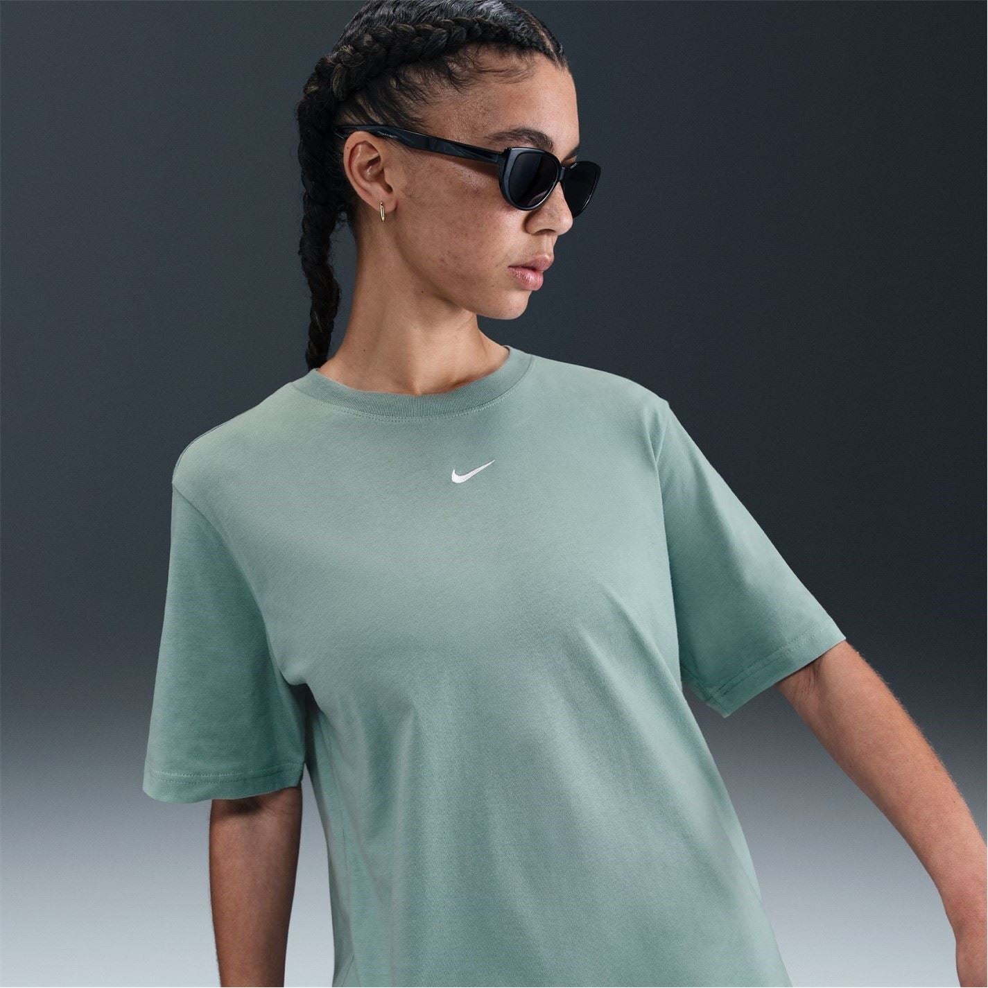 Nike Oversized Logo Print Crew Neck T-Shirt