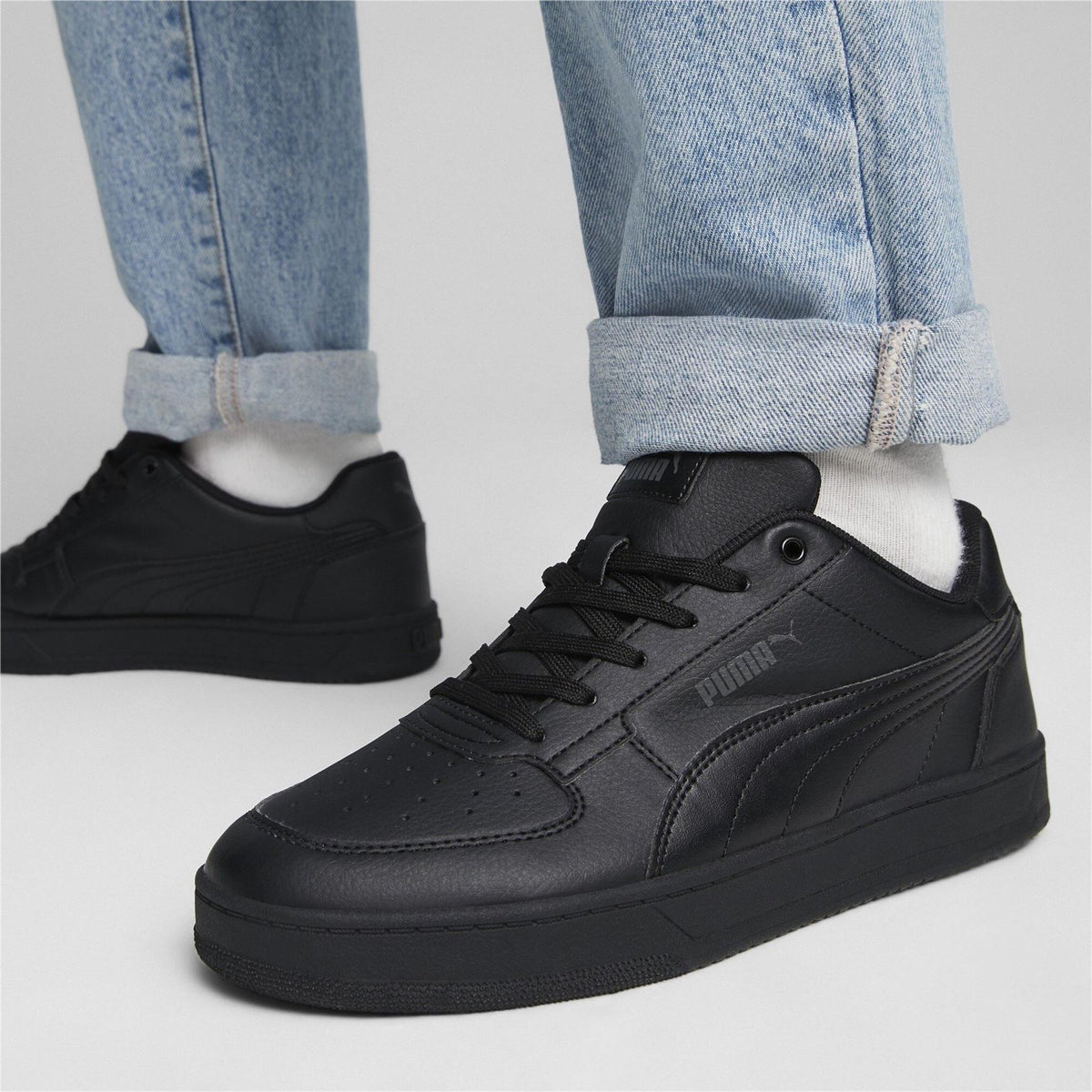 Puma Caven 2.0 Lace Up Low Top Sneakers