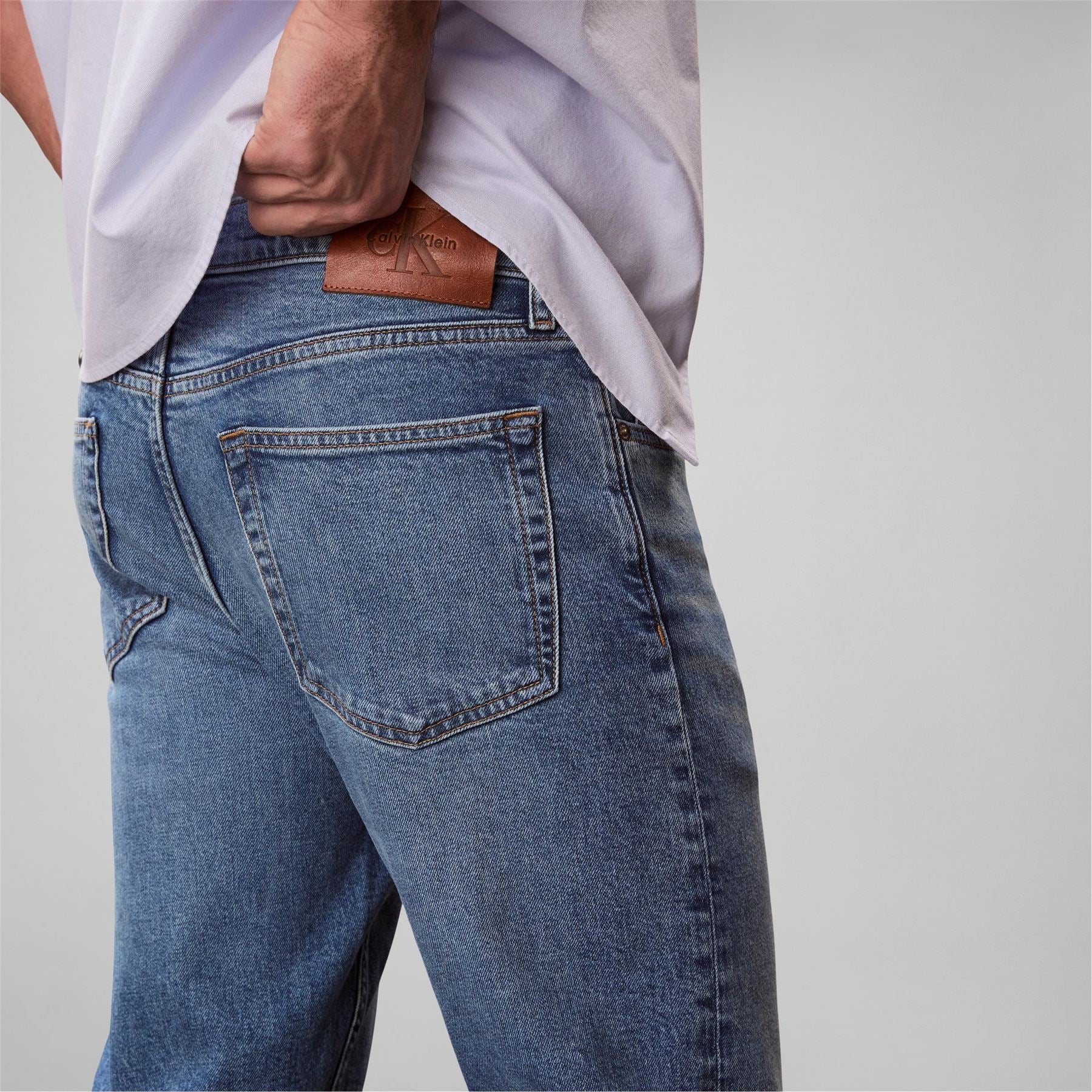 Calvin Klein Jeans Tapered Jeans