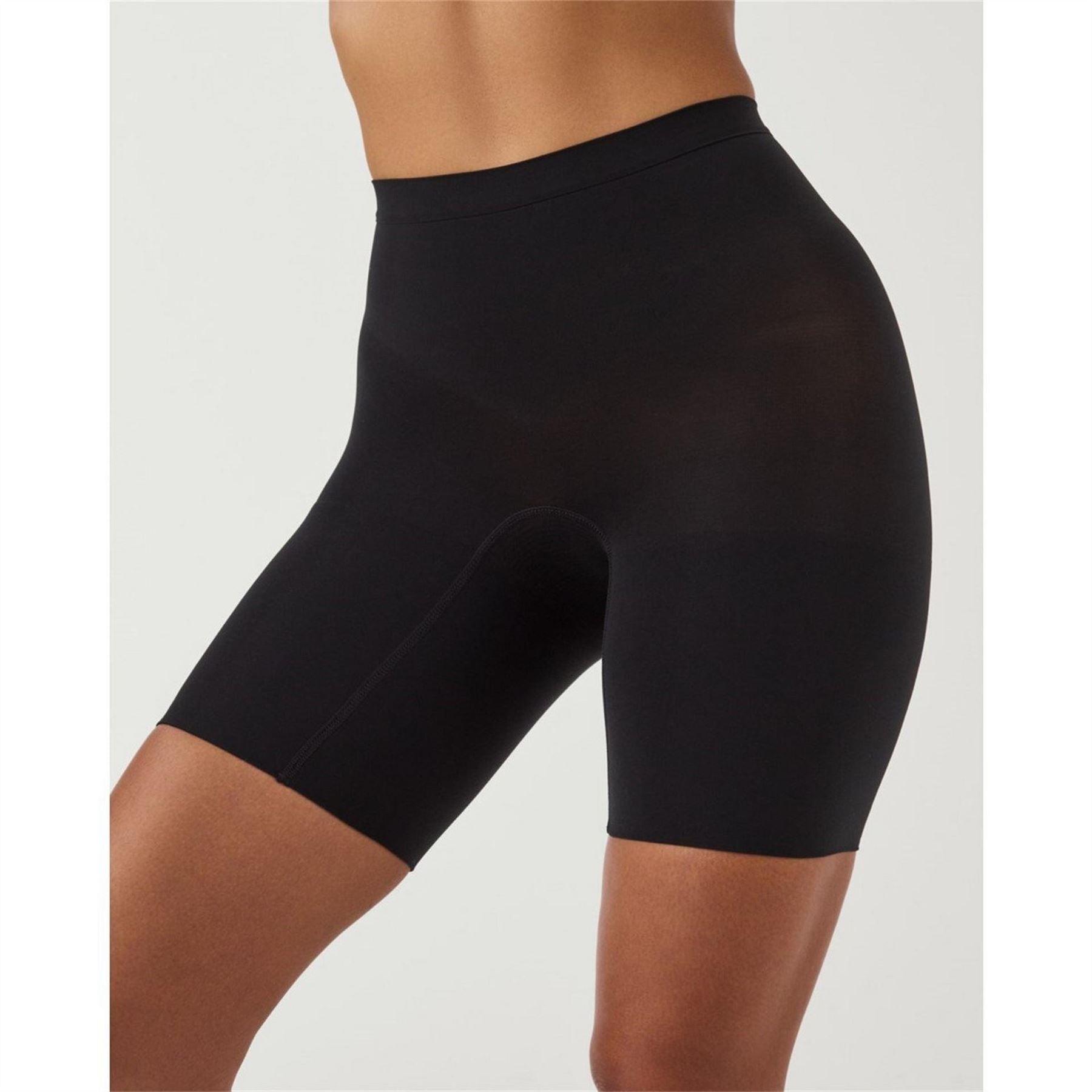 Spanx Seamless Shaping Medium Control Shorts