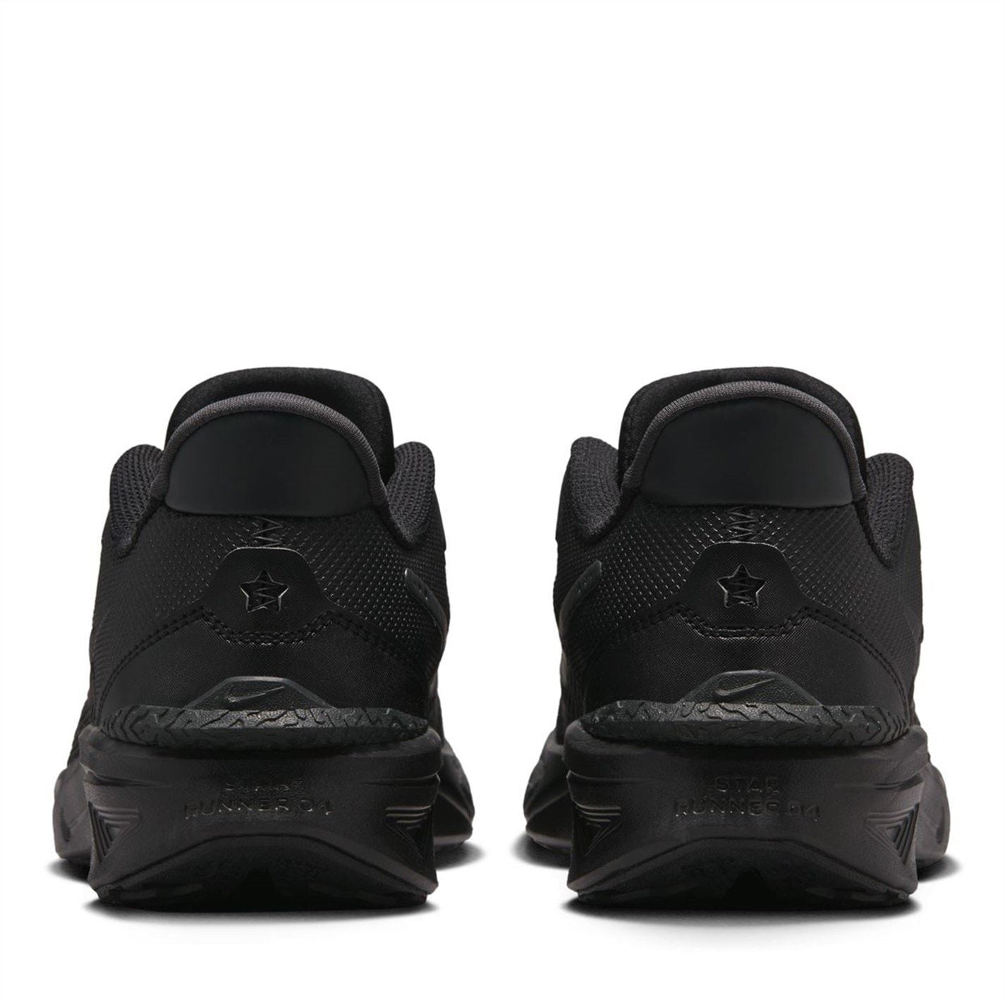 Nike Star Runner 4 NN Low Top Running Sneakers