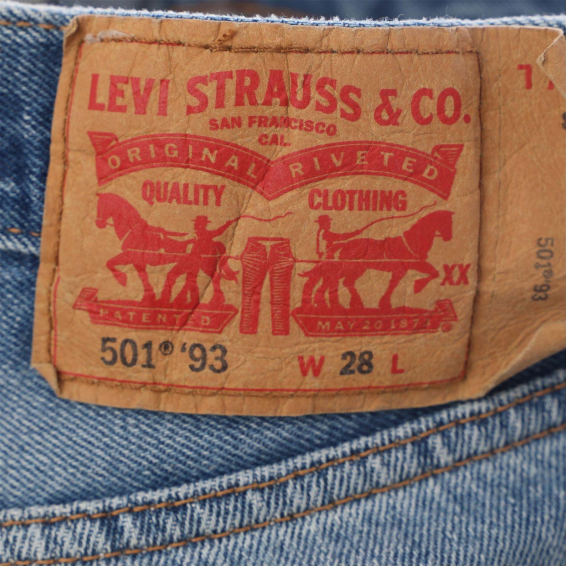 Levis 93 Cropped Straight Leg Jeans