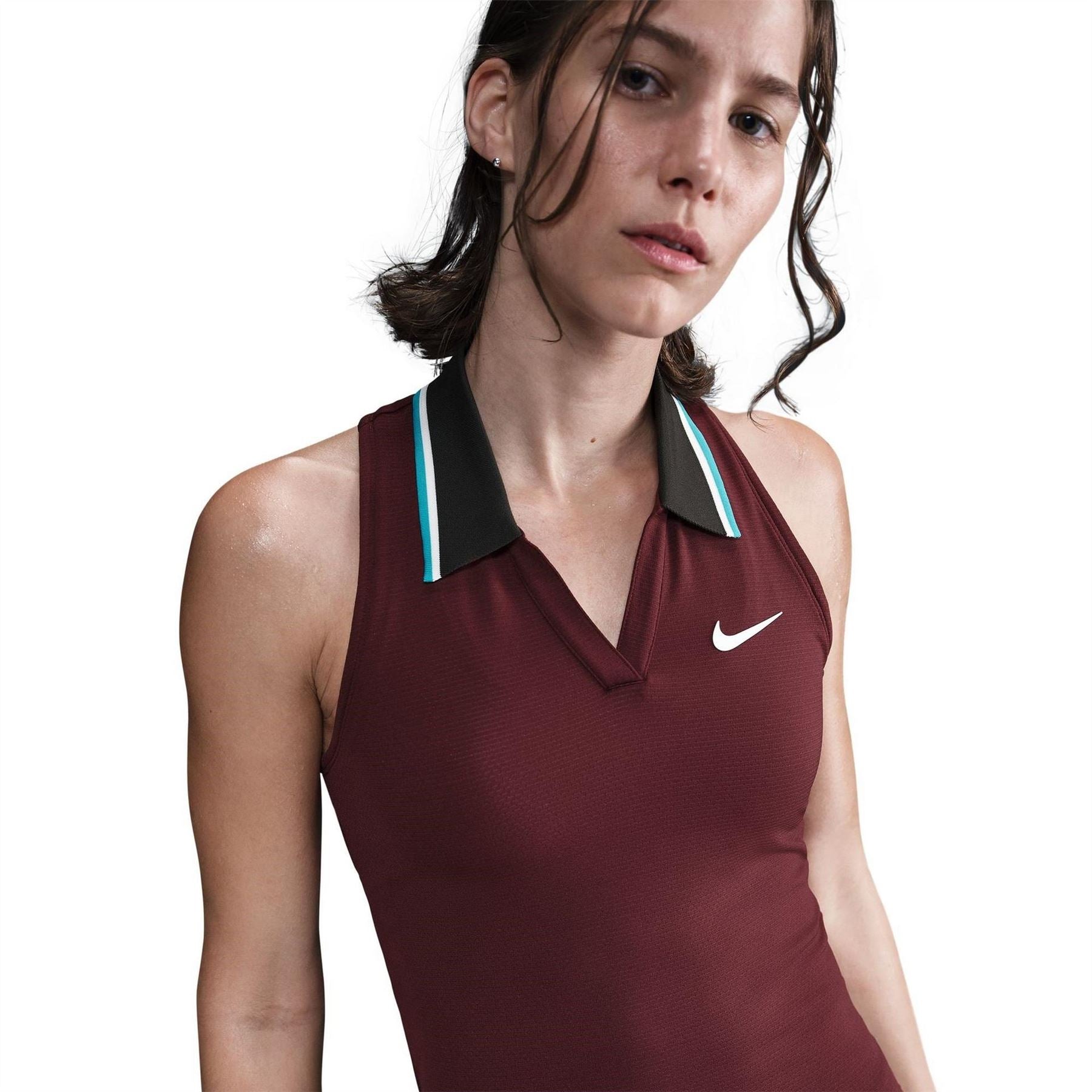 Nike Slam Slim Fit V-Neck Tank