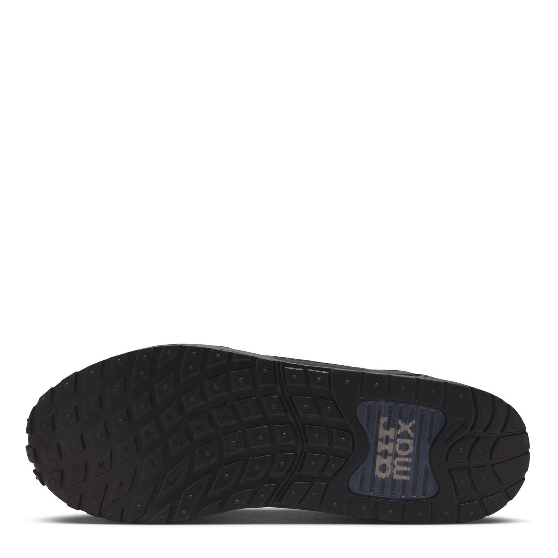 Nike Air Max Verse Low Top Sneakers