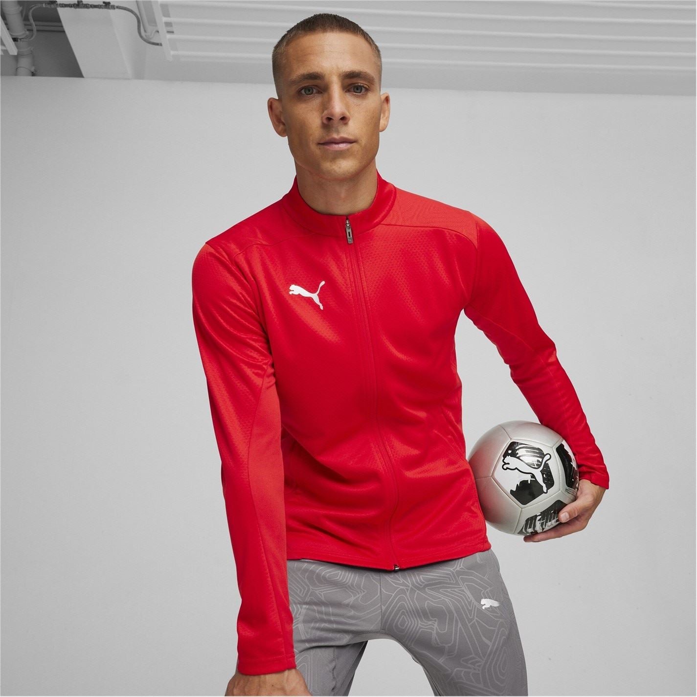 Puma  Performance Moisture Wicking Training Jacket