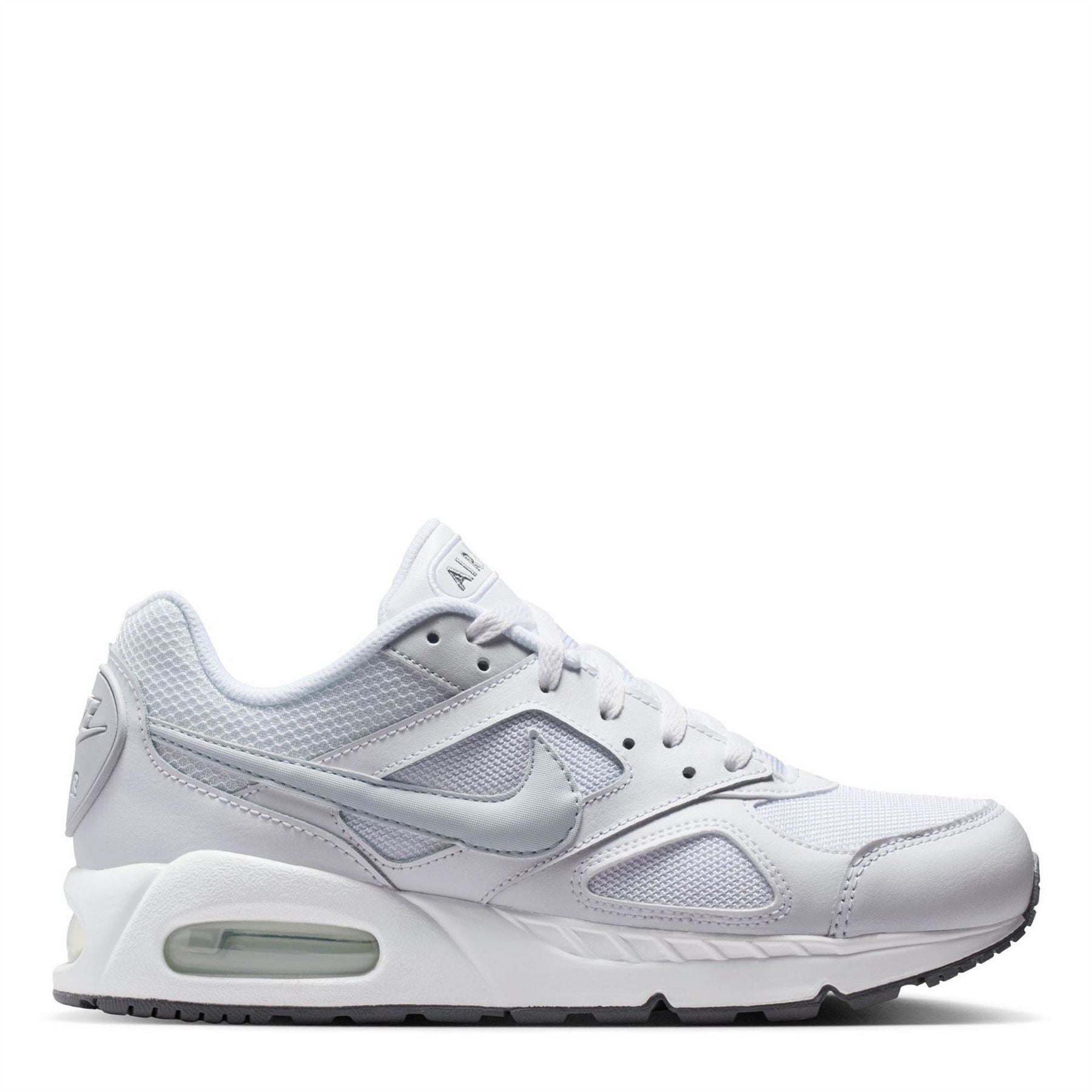 Nike Womens Max Ivo Shoes