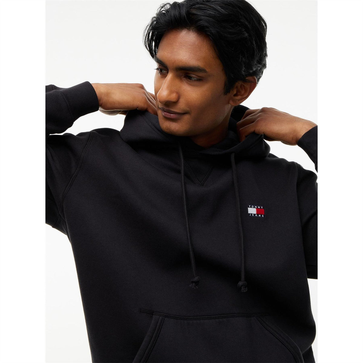 Tommy Jeans Badge Cotton Over The Head Hoodie