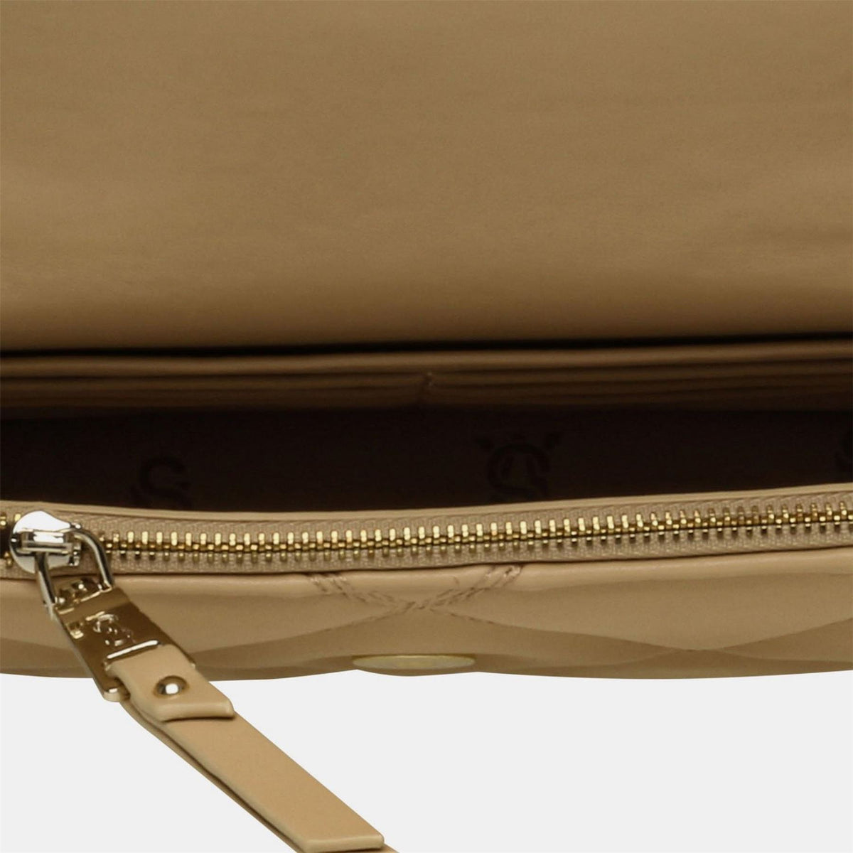 Steve Madden Bendue Crossbody
